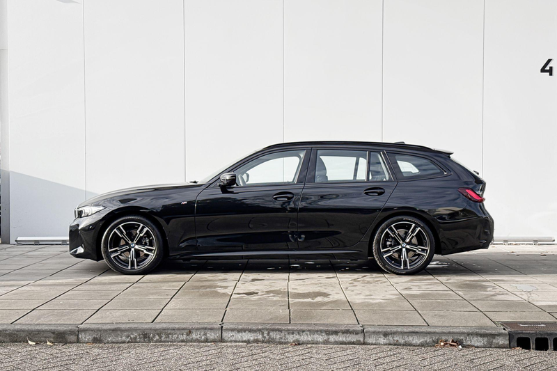 BMW 318 3 Serie Touring 318i M-Sport Parking Assistant / S — photo 2