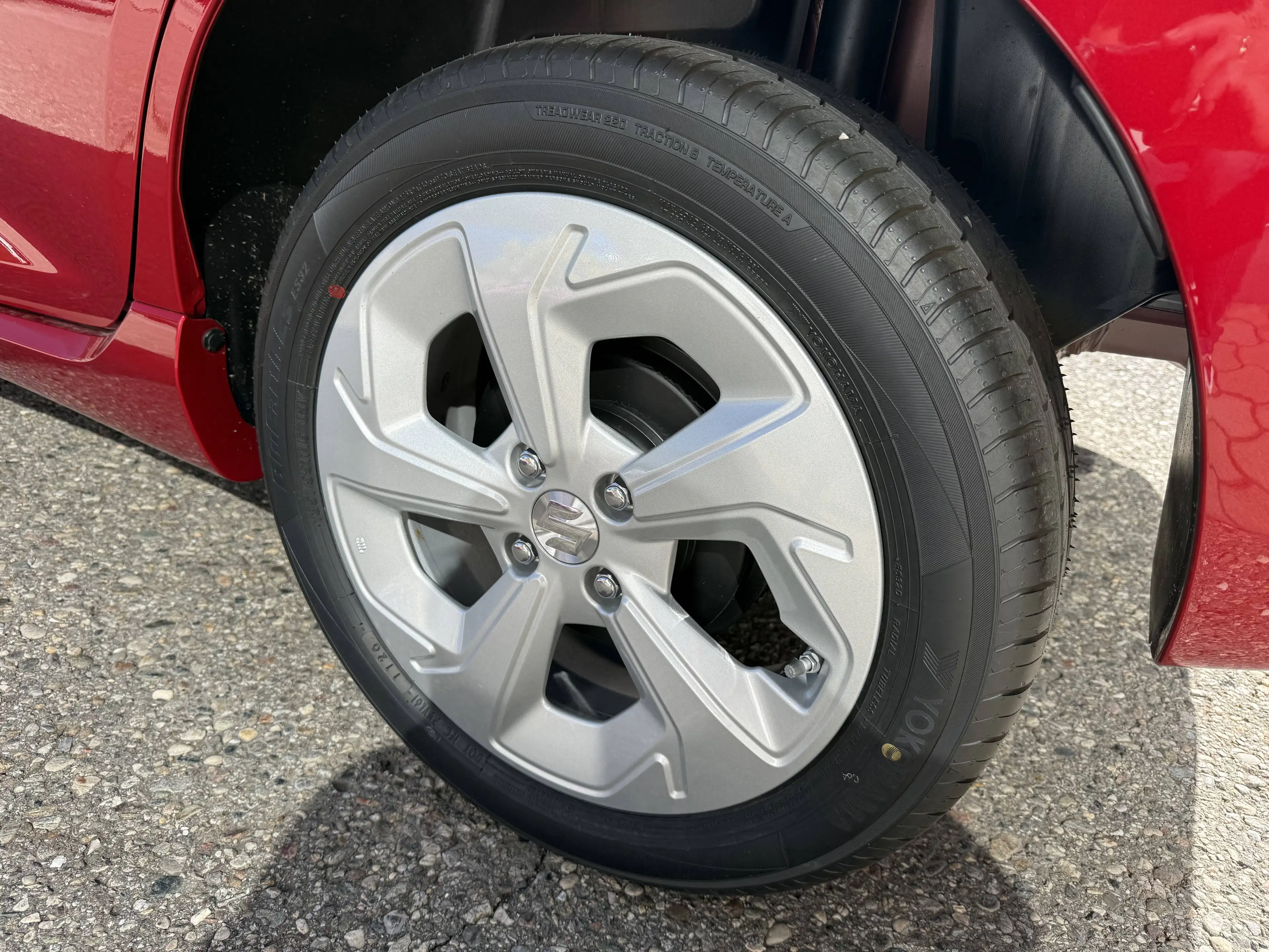 Suzuki Swift 1,2 Hybrid Allgrip Shine — photo 7