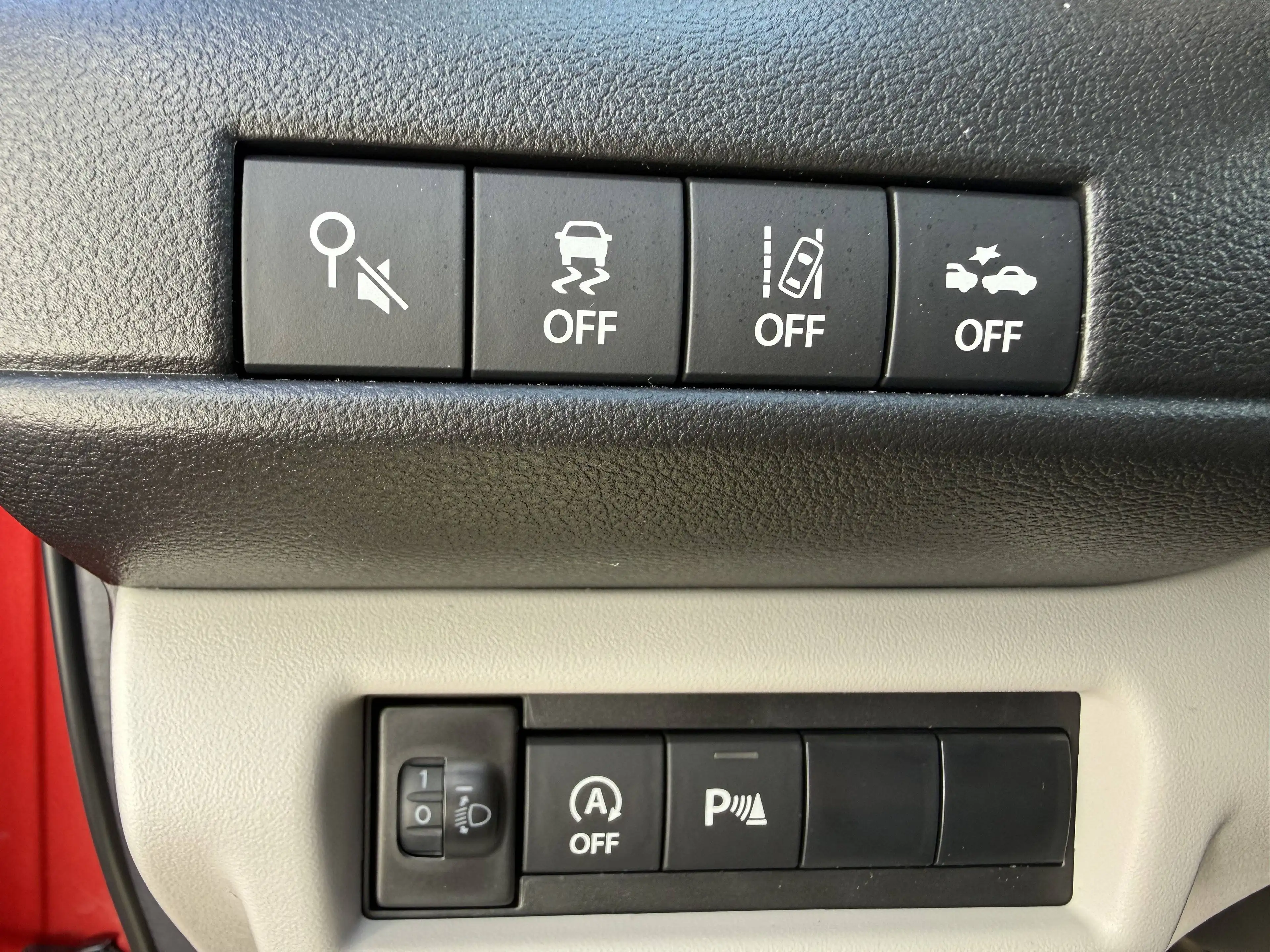 Suzuki Swift 1,2 Hybrid Allgrip Shine — photo 13