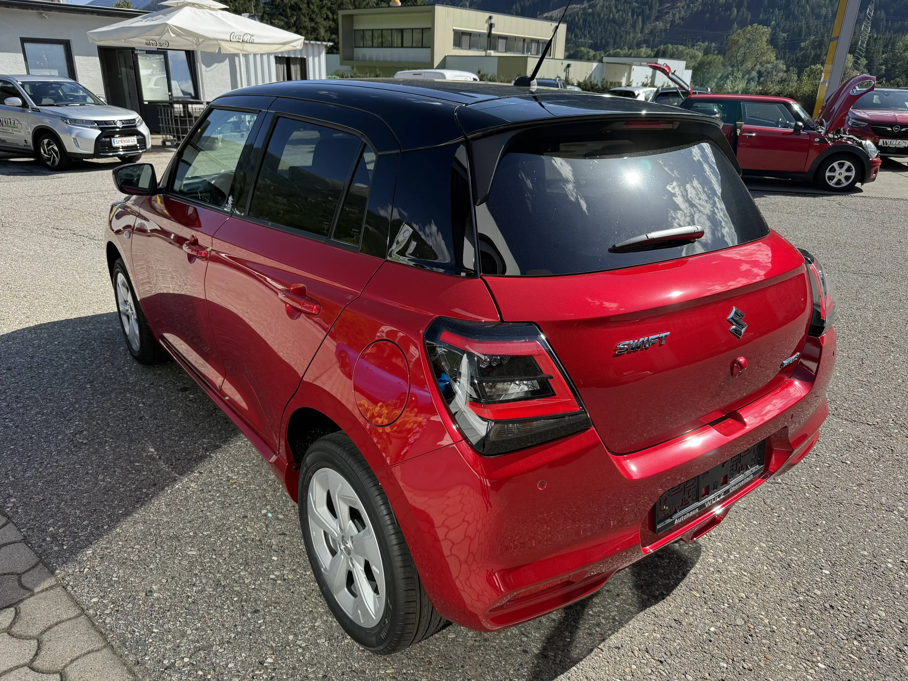 Suzuki Swift 1,2 Hybrid Allgrip Shine — photo 6