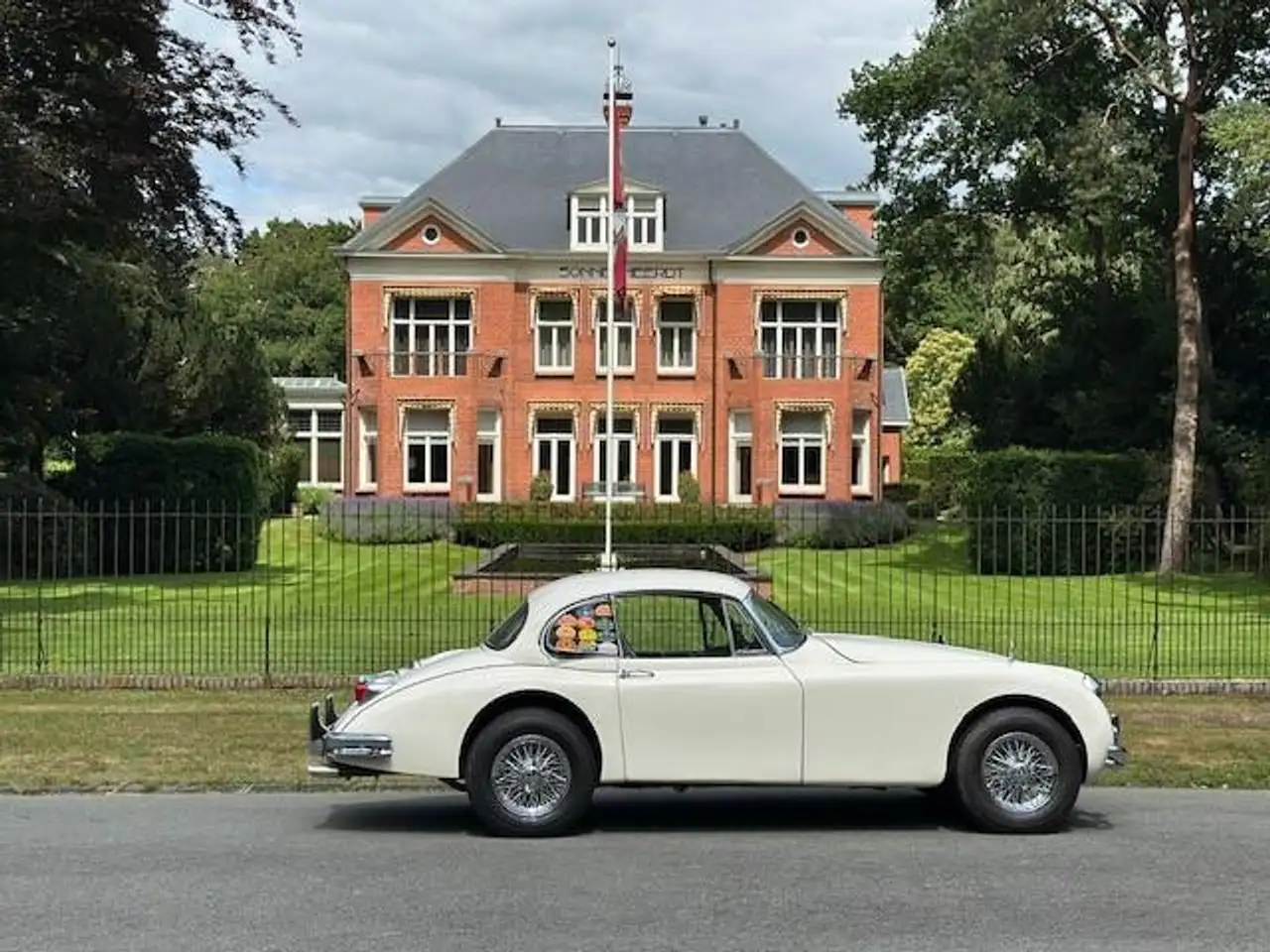 Jaguar XK 150 FHC, foto 2
