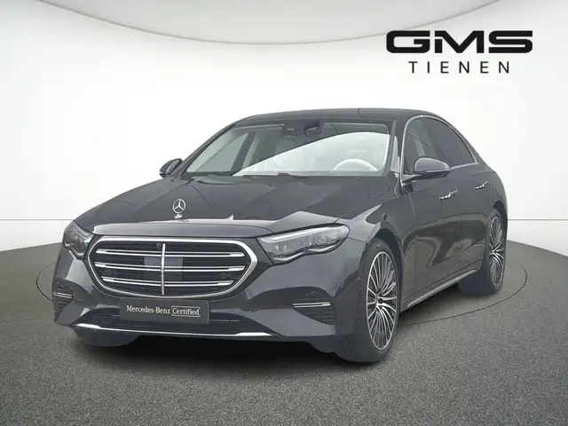 Mercedes-Benz E 200 4MATIC Sedan Exclusive Line