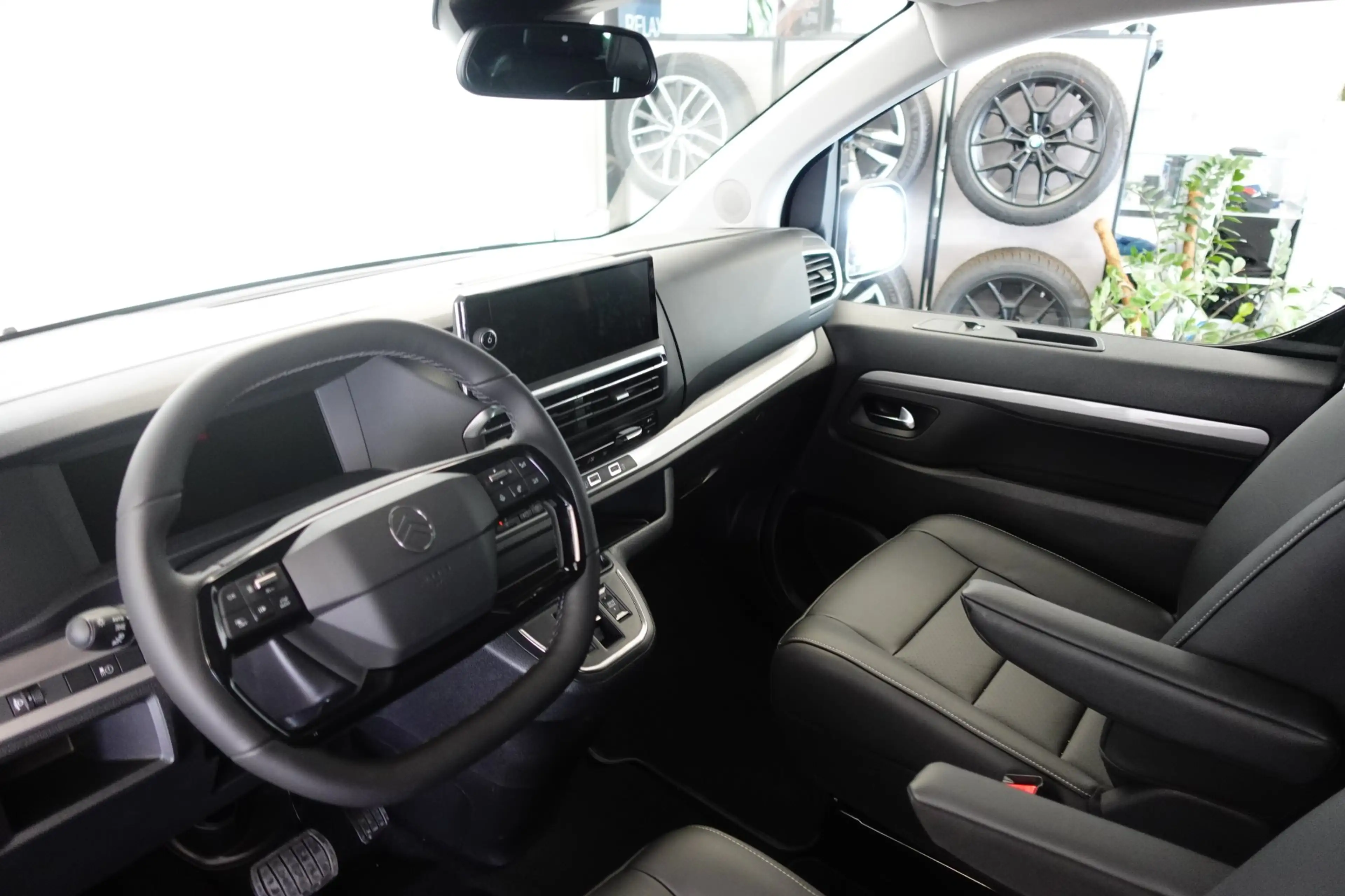 Citroen Spacetourer Diesel 180 S&S EAT8 M Business Lounge — photo 8