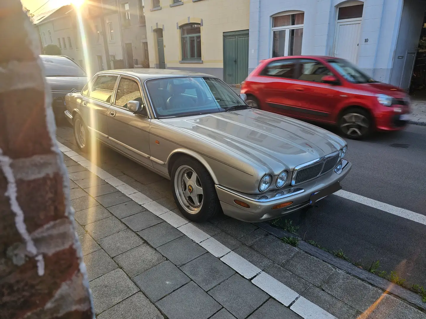 Jaguar XJ8 3.2i V8 32v Sovereign Beige - 1