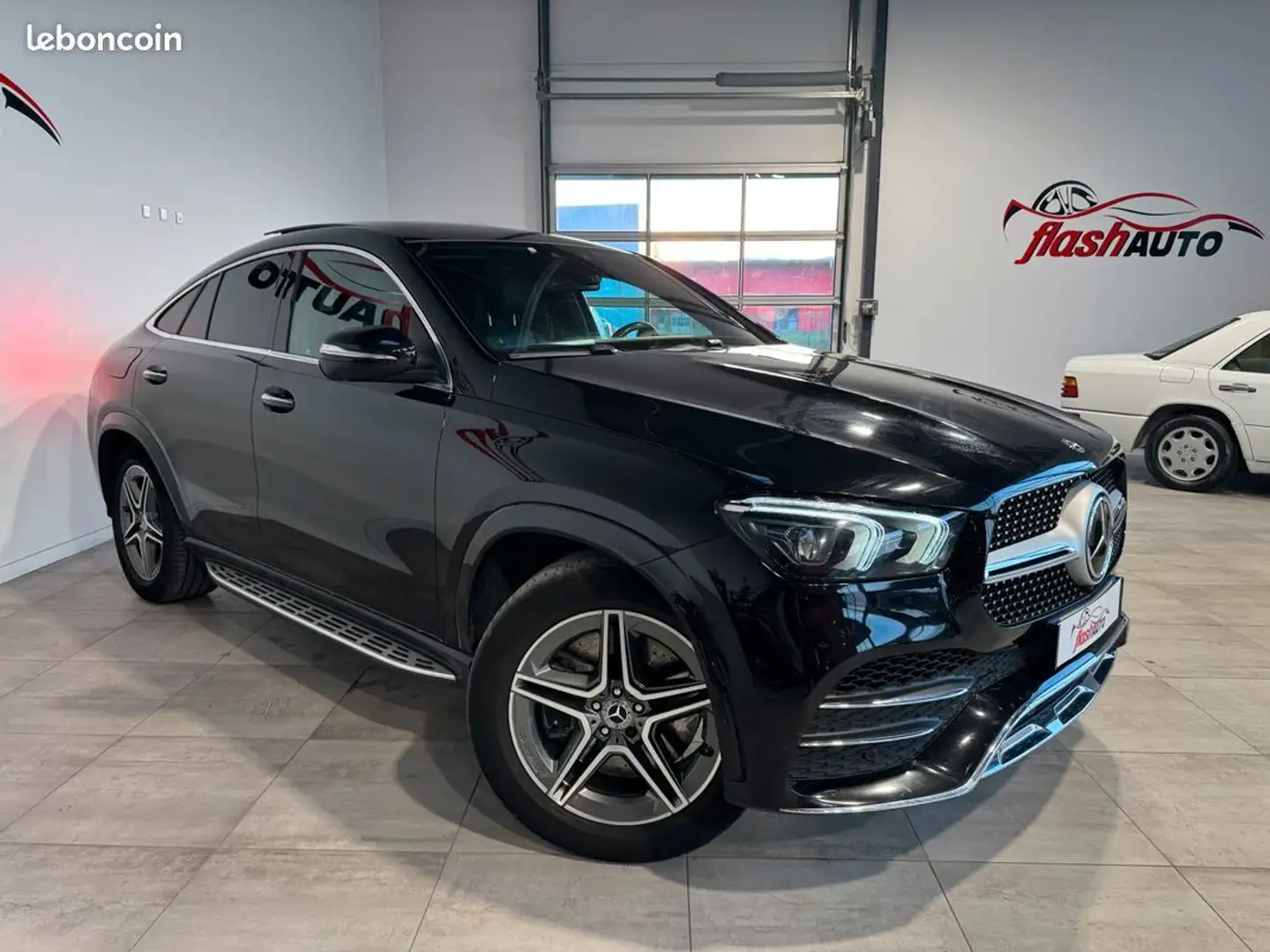 Mercedes-Benz GLE 400 MERCEDES CLASSE 400d 4MATIC 9G-TRONIC 330cv PACK AMG LINE-2021-1ere MAIN Noir - 2