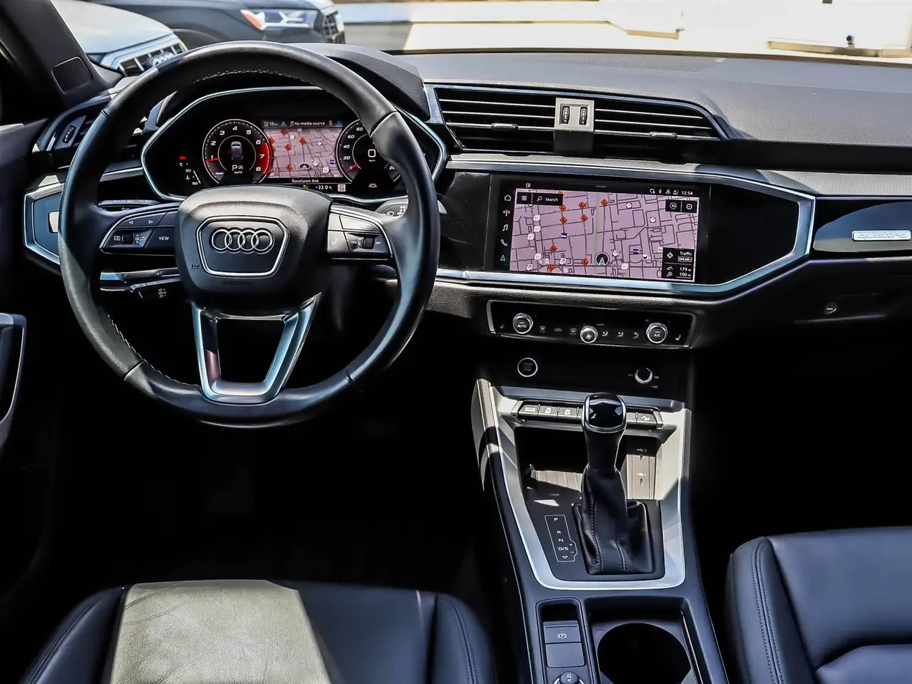 Audi Q3 photo Audi Q3