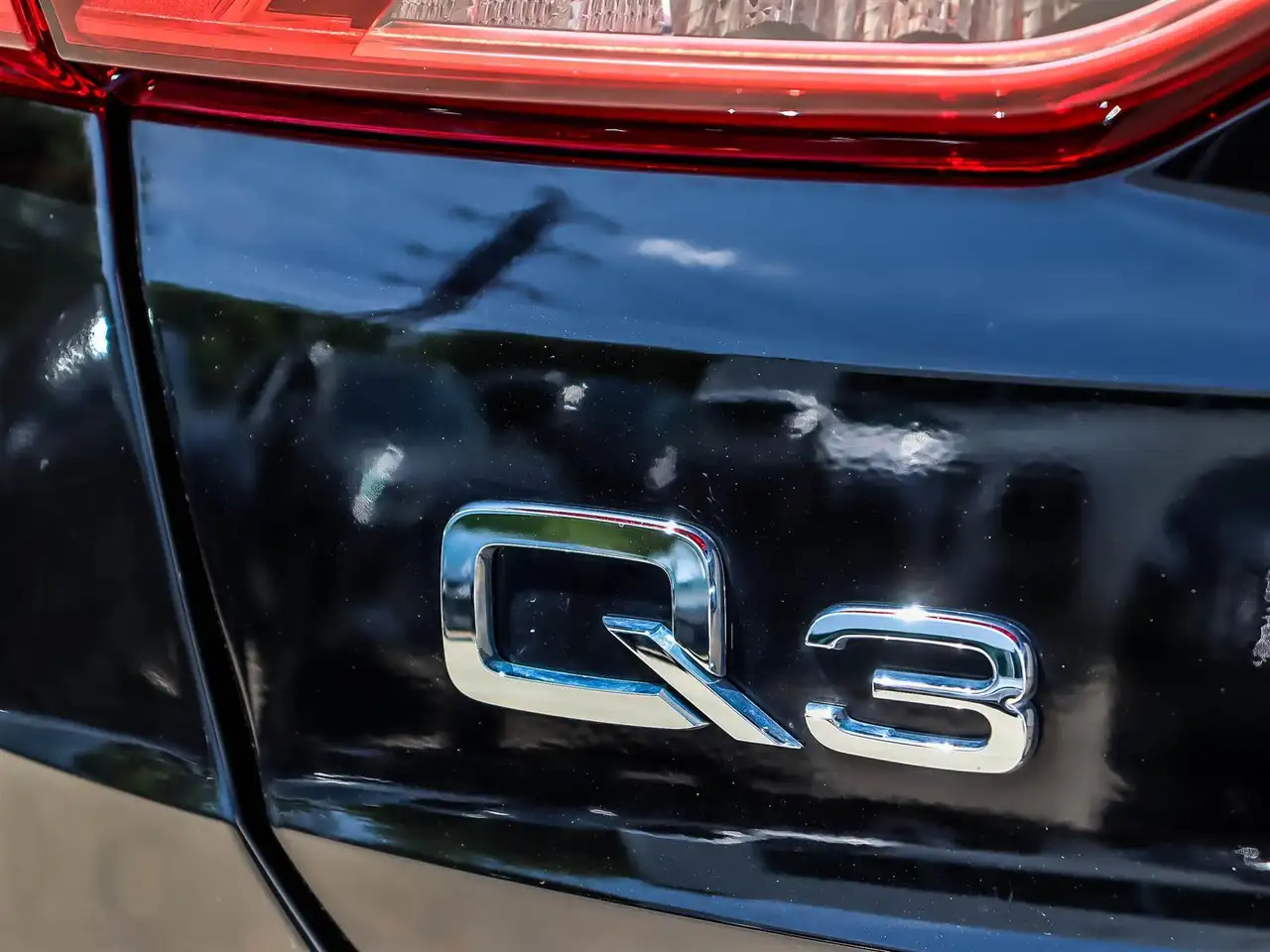 Audi Q3 photo Audi Q3