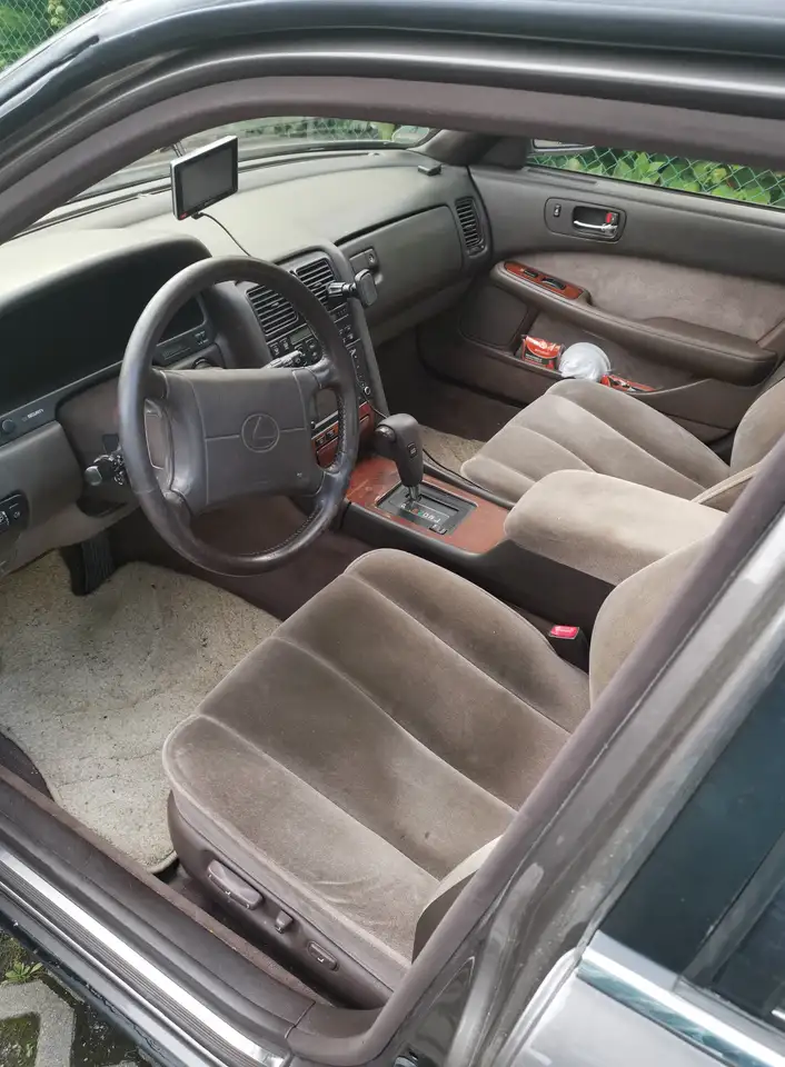 Lexus LS 400, foto 8