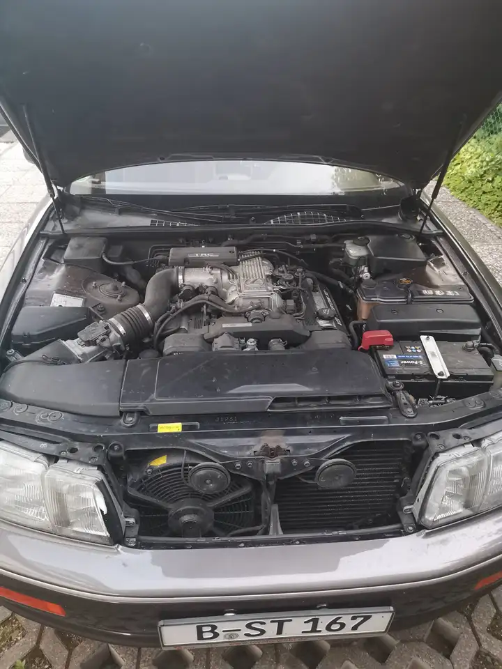 Lexus LS 400, foto 10