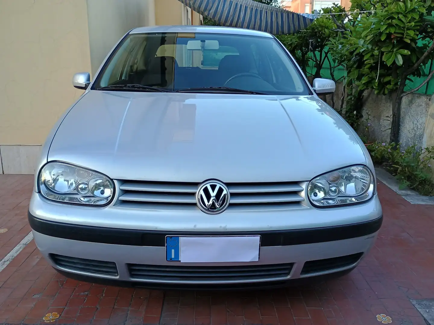 Volkswagen Golf 3p 1.4 16v - 1