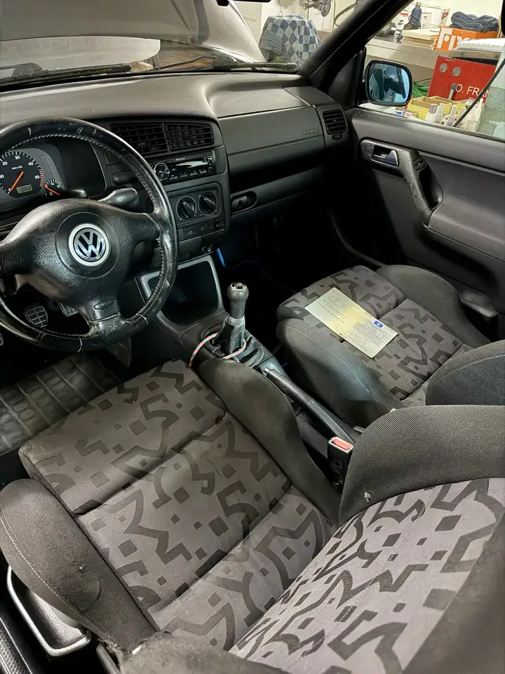 Volkswagen Golf Cabriolet 1.9 TDi Comfortline, foto 2