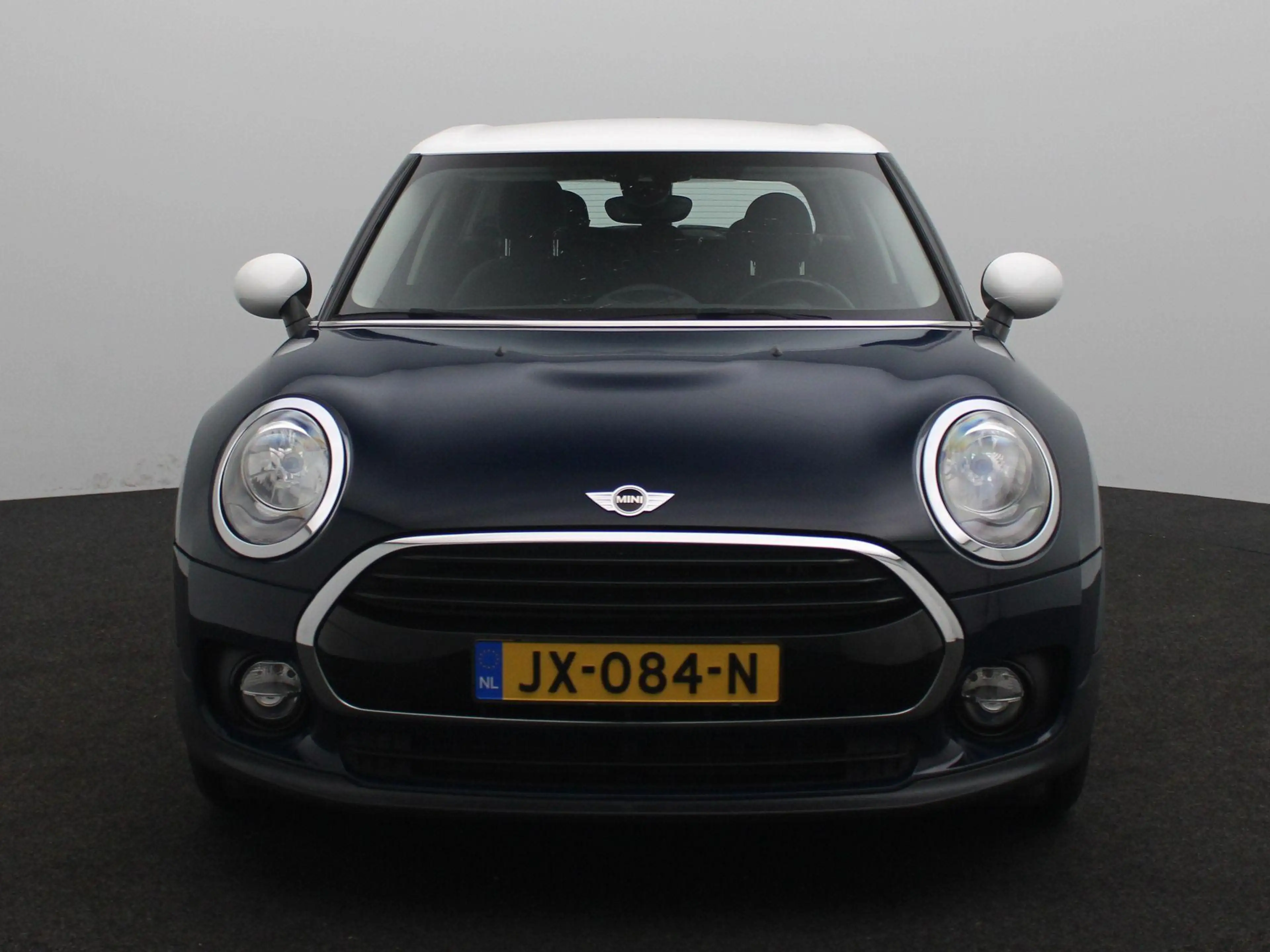 MINI Cooper Clubman 1.5 Business — photo 3