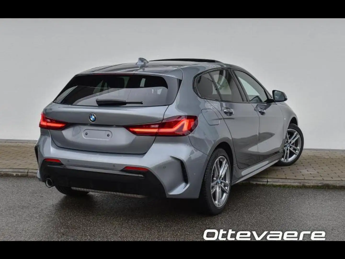 BMW 118 iA M Sport Pano | Leder | GPS Grey - 2