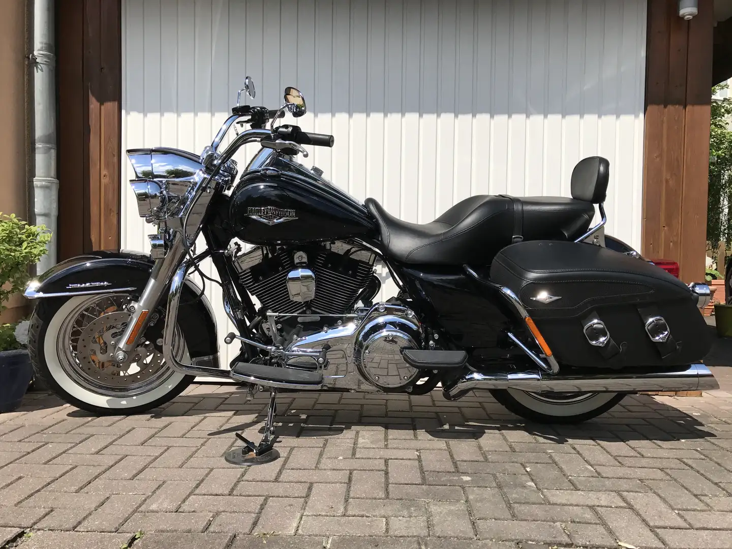 Harley-Davidson Road King Classic, J&H, Wilbers Nivomat Fahrwerk Černá - 1