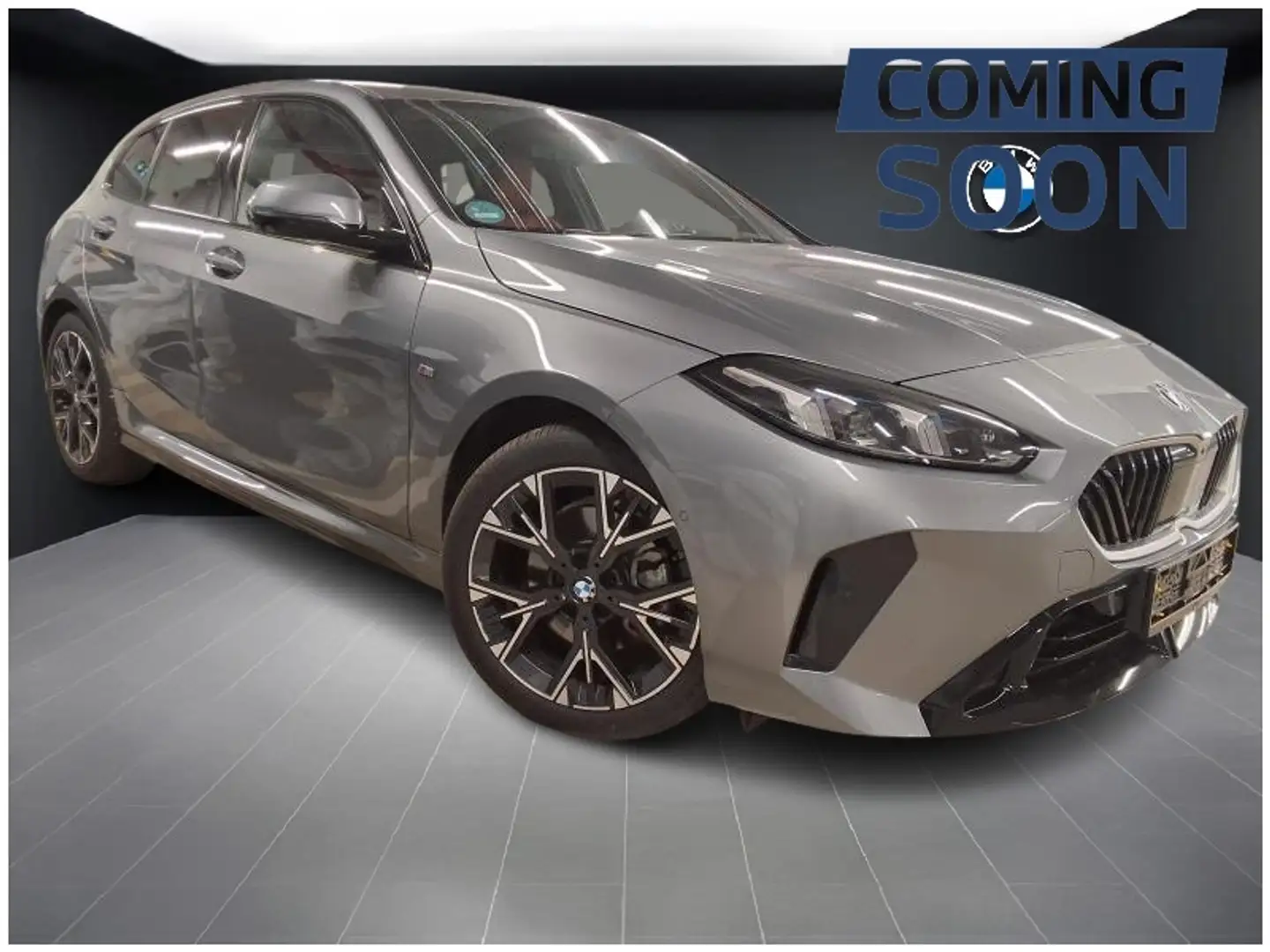 BMW 120 PACK M // 2024 Gris - 1