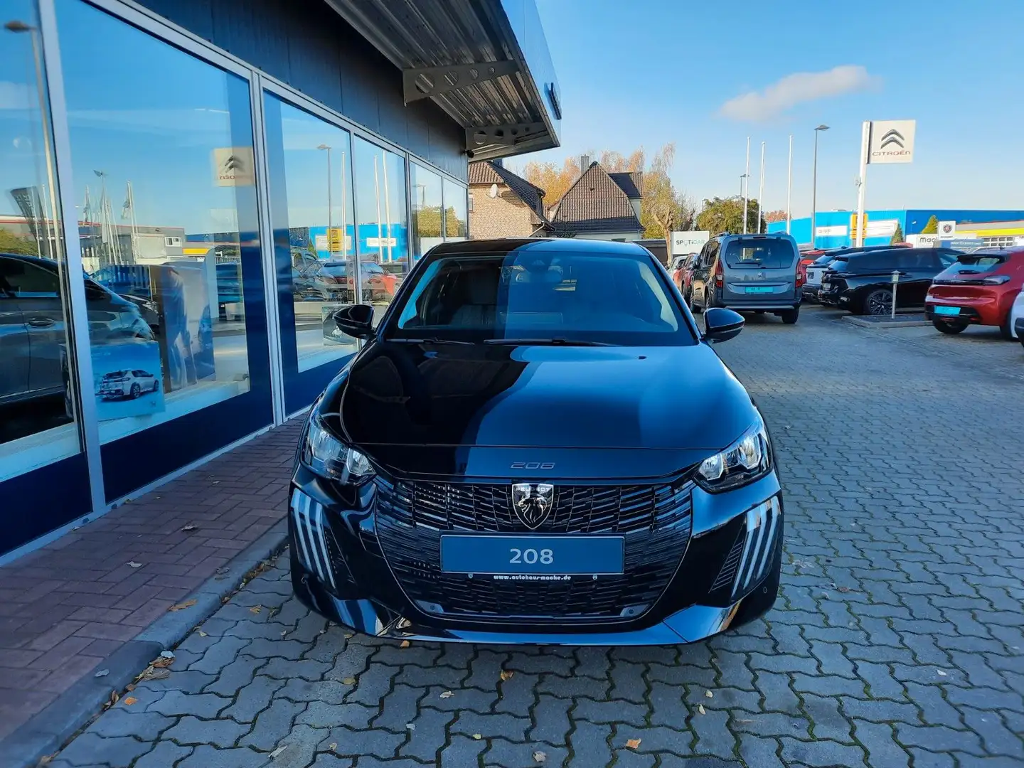 Peugeot 208 Allure  AKLIMA NAVI SH RKAMERA ALUS Schwarz - 1