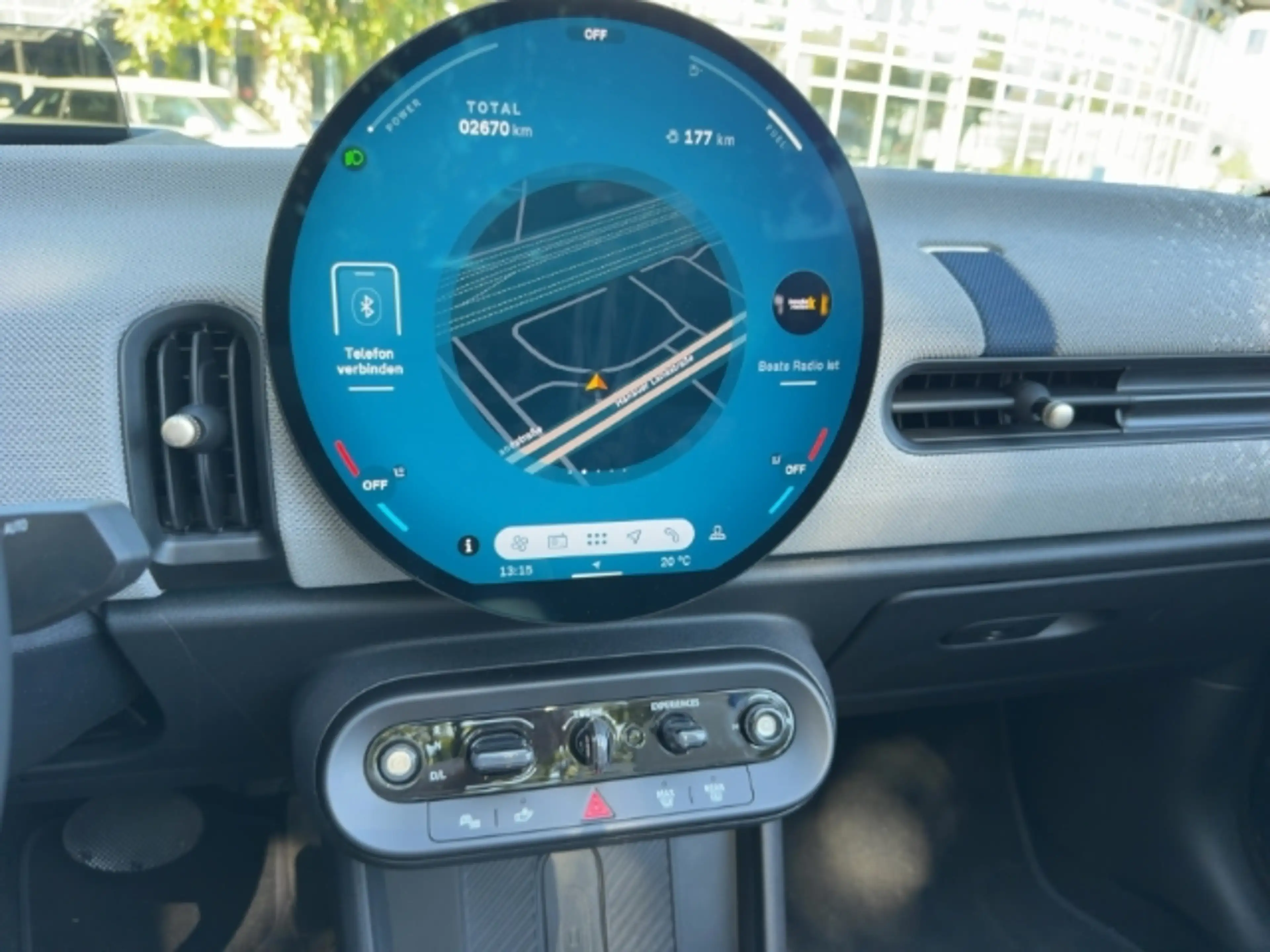 MINI Cooper S Cabrio HUD Navi HarmanKardon LED Kurvenlicht Mehrzonenkli — photo 10