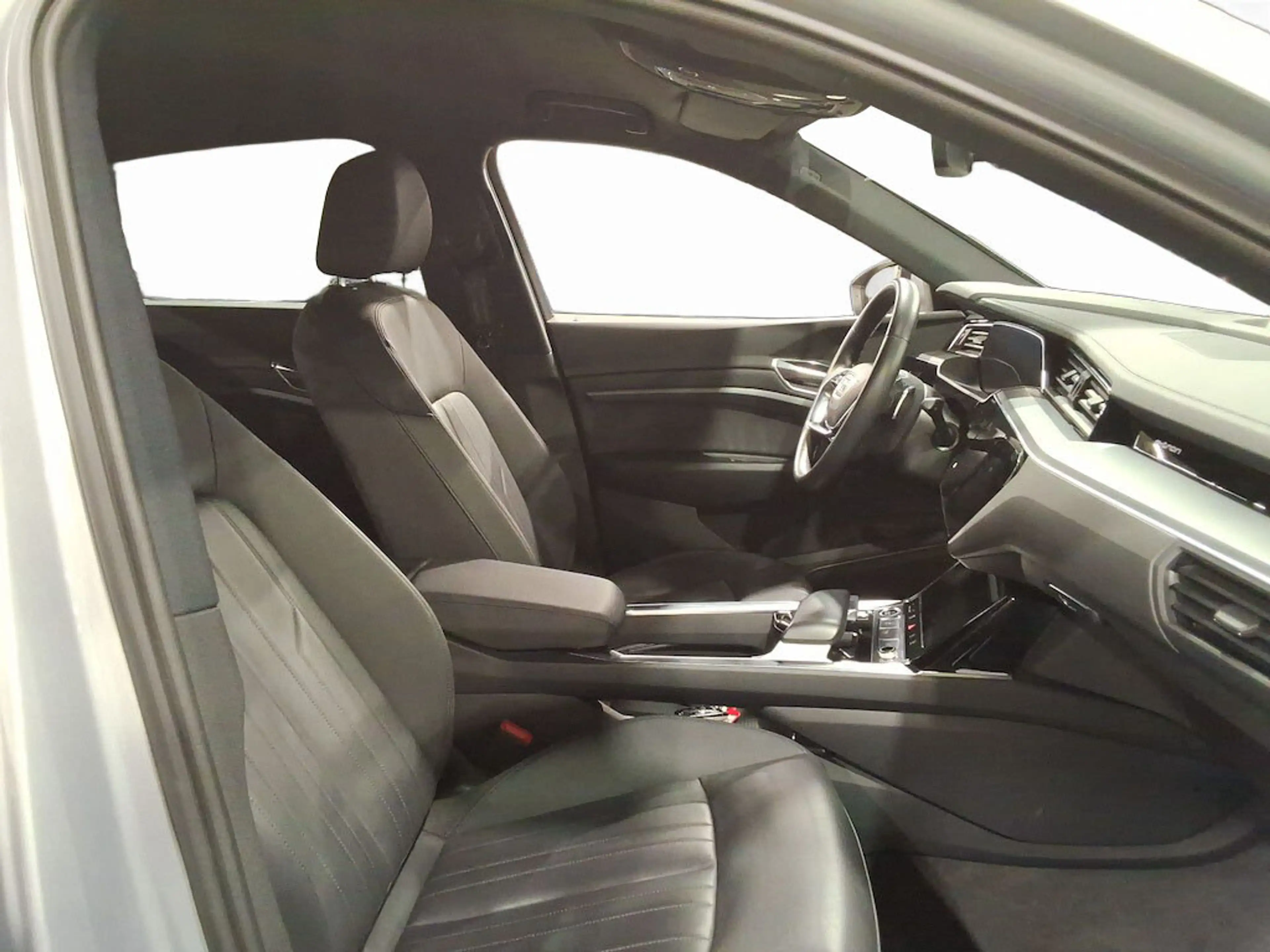 Audi e-tron 55 QUATTRO - LUCHTVERING - ZETELVERWARMING — photo 8
