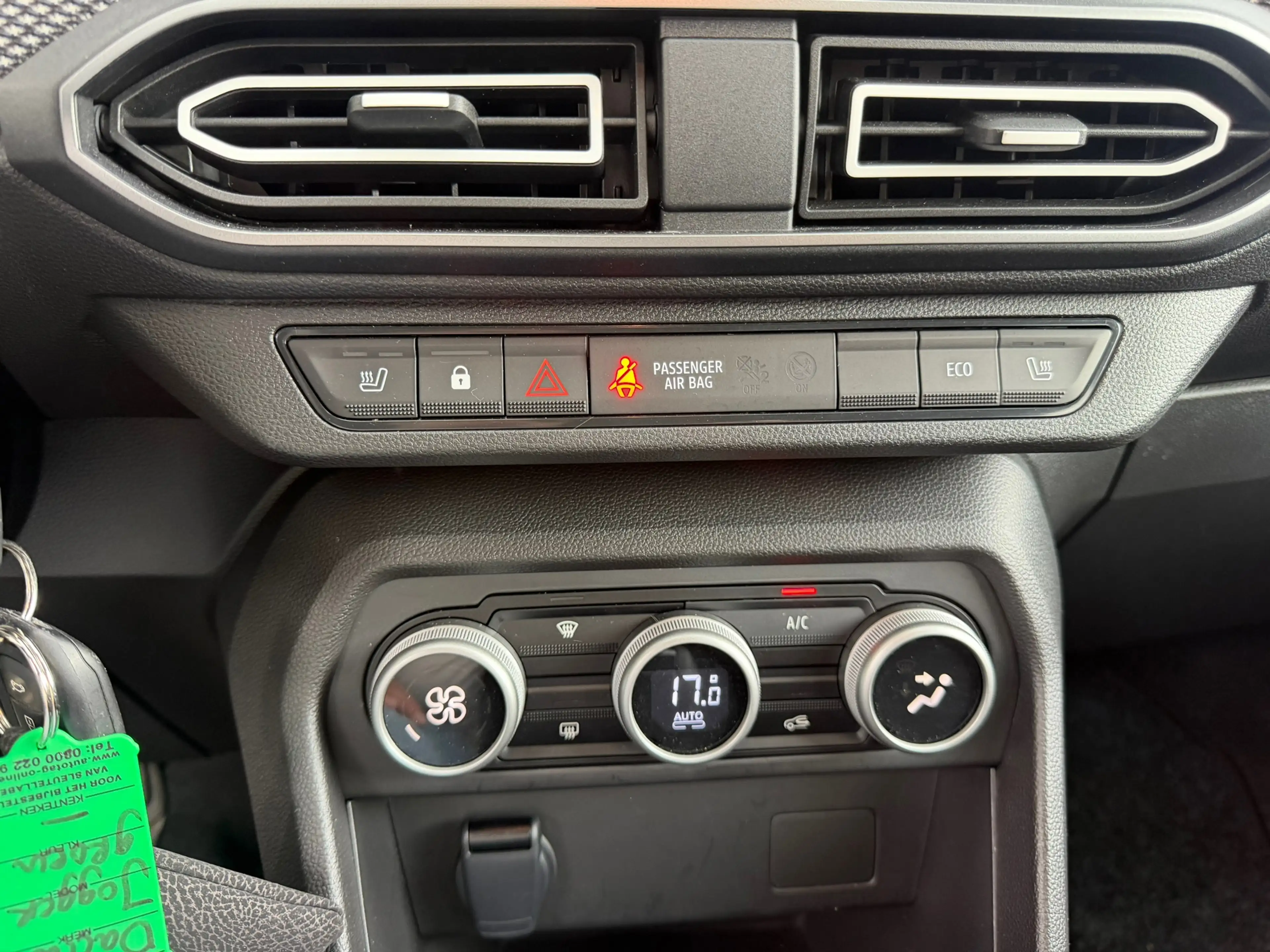 Dacia Jogger 1.6 Hybrid 140 Expression 5p. — photo 8