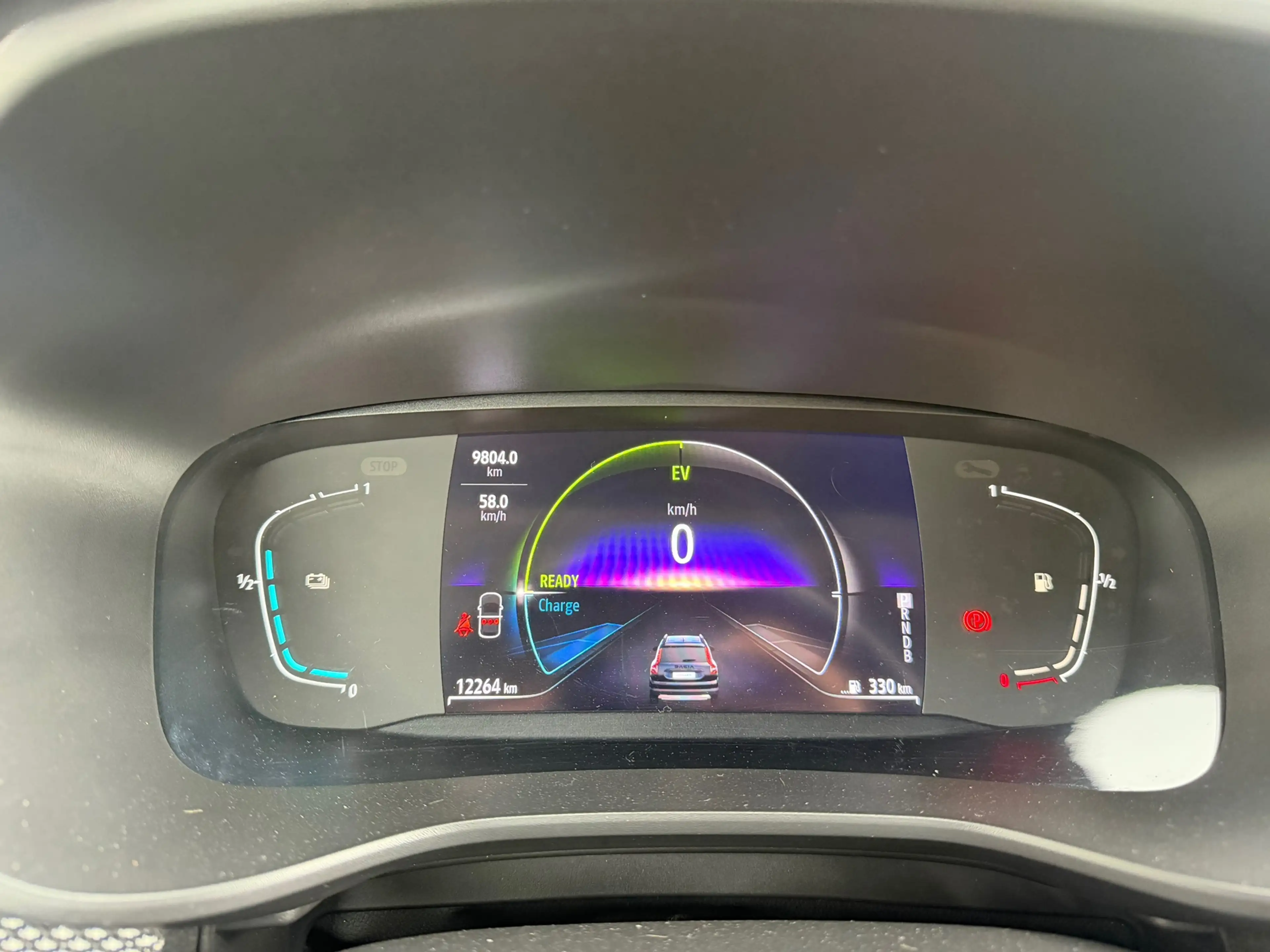 Dacia Jogger 1.6 Hybrid 140 Expression 5p. — photo 14
