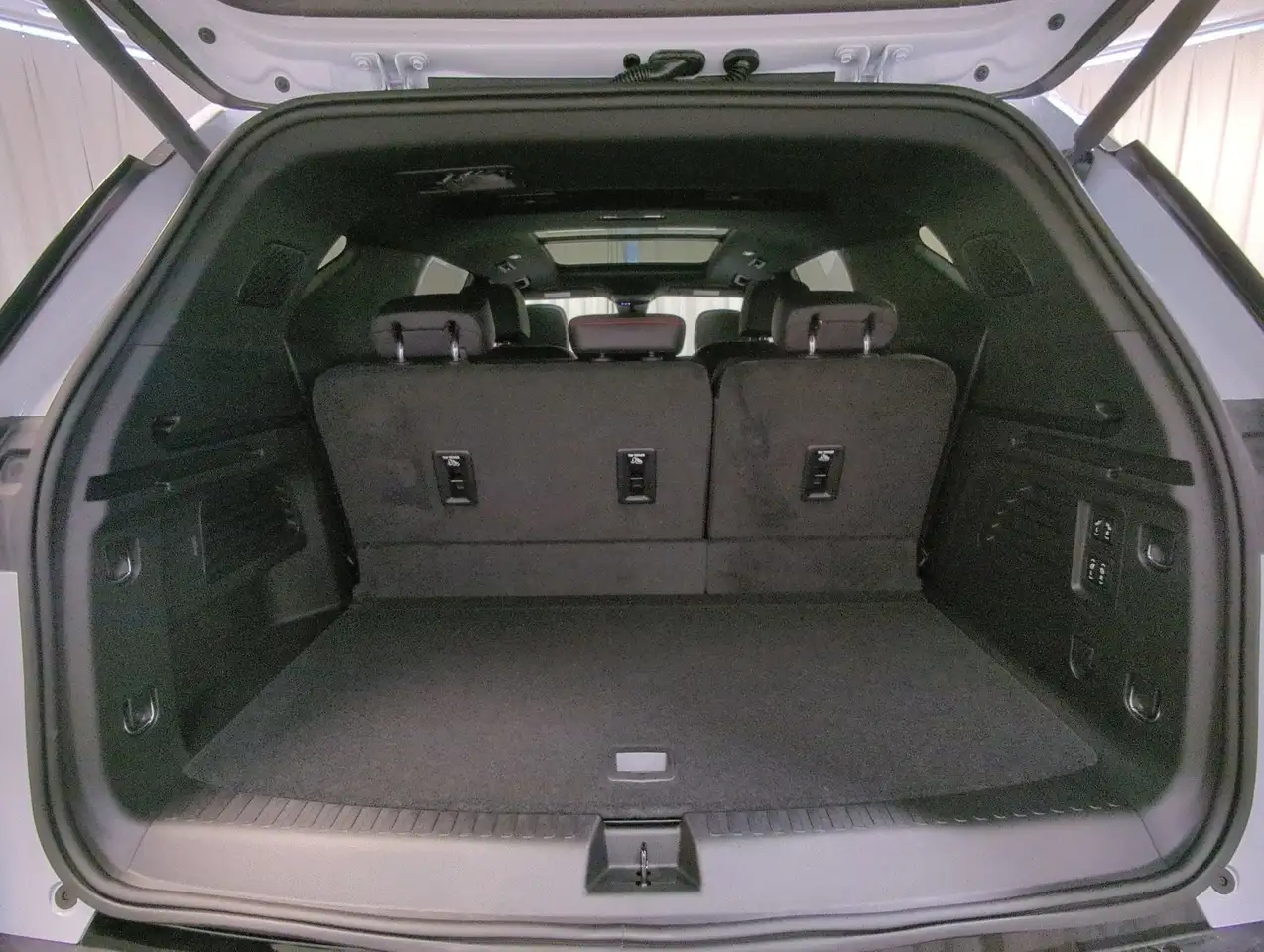 Chevrolet Traverse снимка Chevrolet Traverse