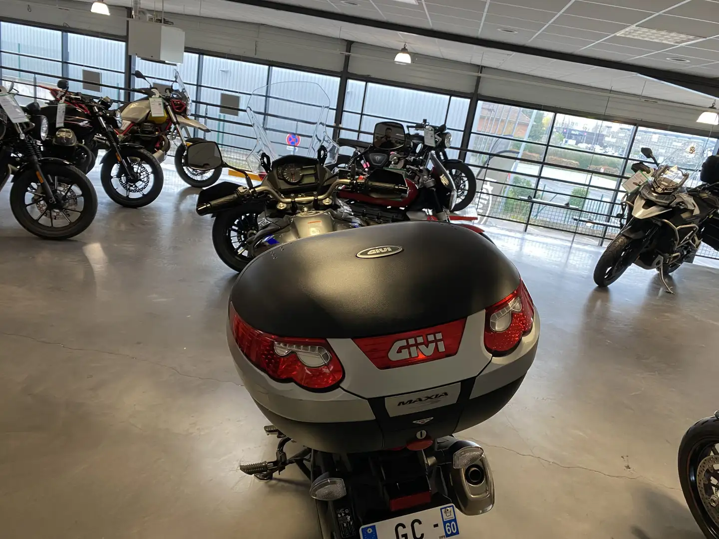 Suzuki V-Strom 650 - 2