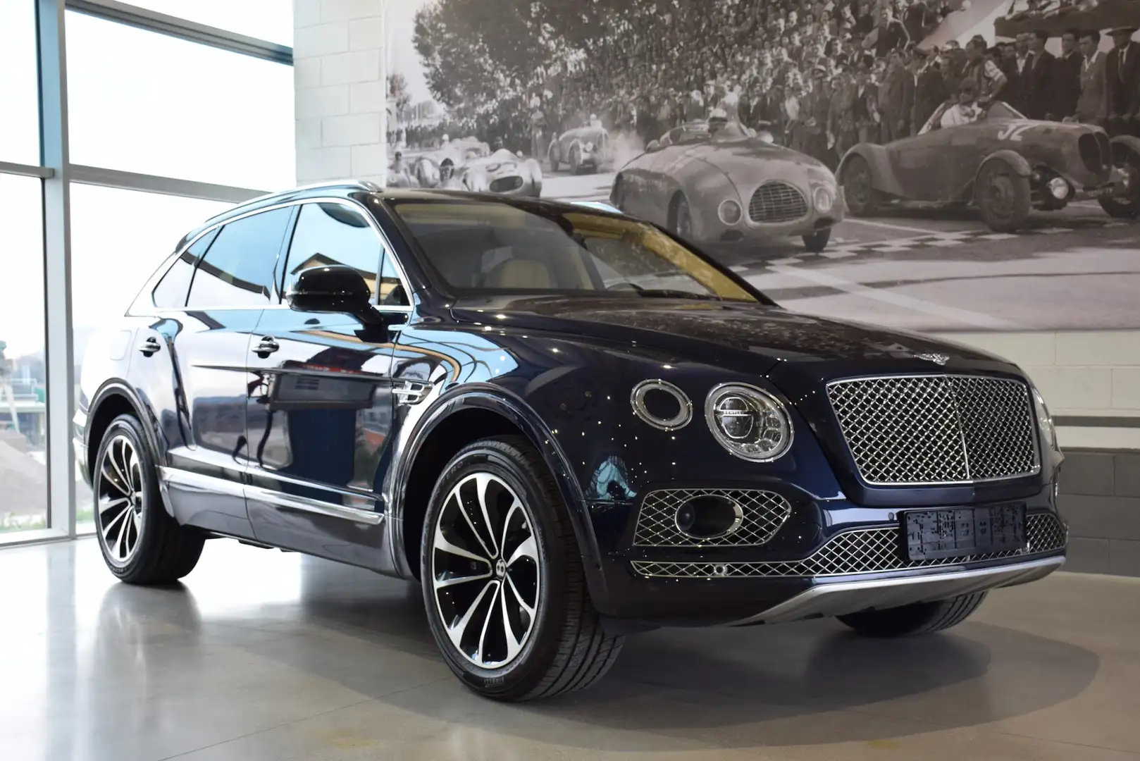 Bentley Bentayga 6.0 W12 -FULL OPTIONAL- Azul - 1