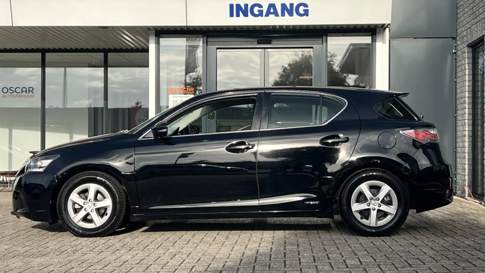 Lexus CT 200h | Navi | Cruise | Climate Black - 2