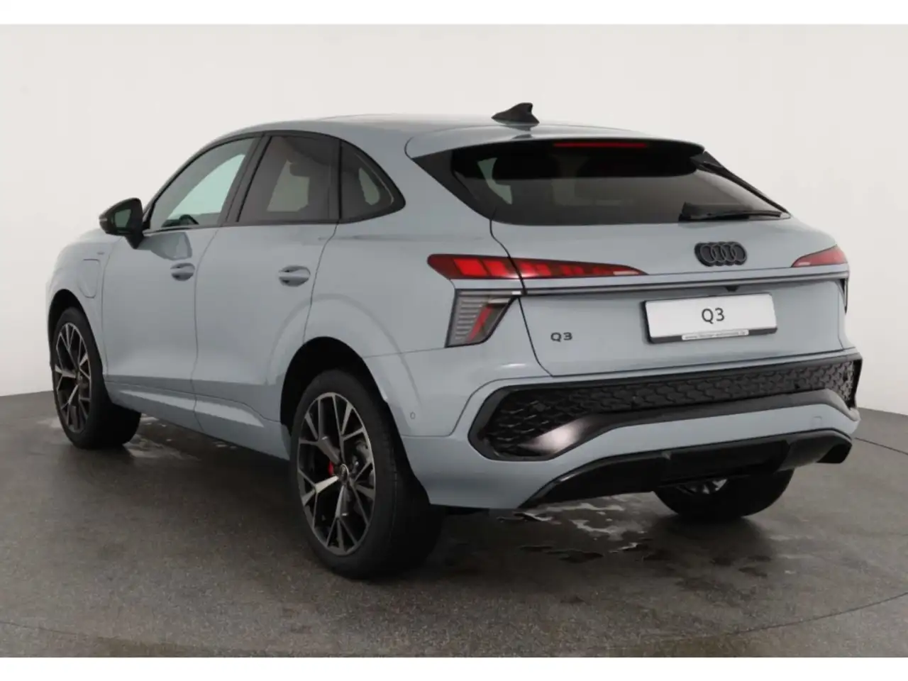 Audi Q3 Sportback e-hybrid S Tronic LP: 73.573,-/Pano 4