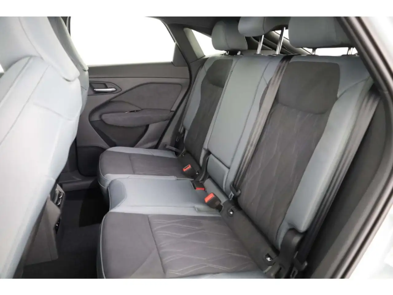 Audi Q3 Sportback e-hybrid S Tronic LP: 73.573,-/Pano 11