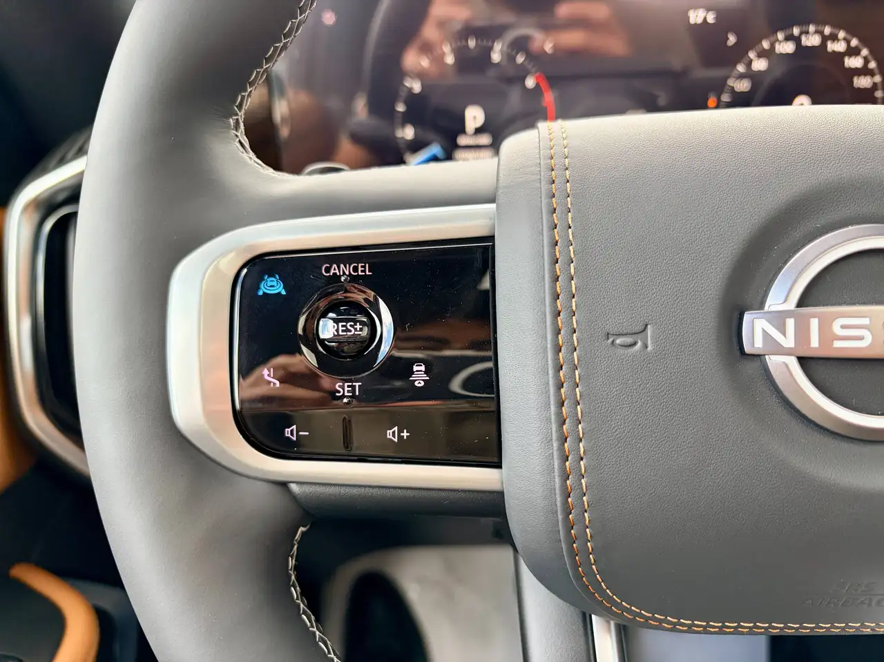 Nissan Armada снимка Nissan Armada