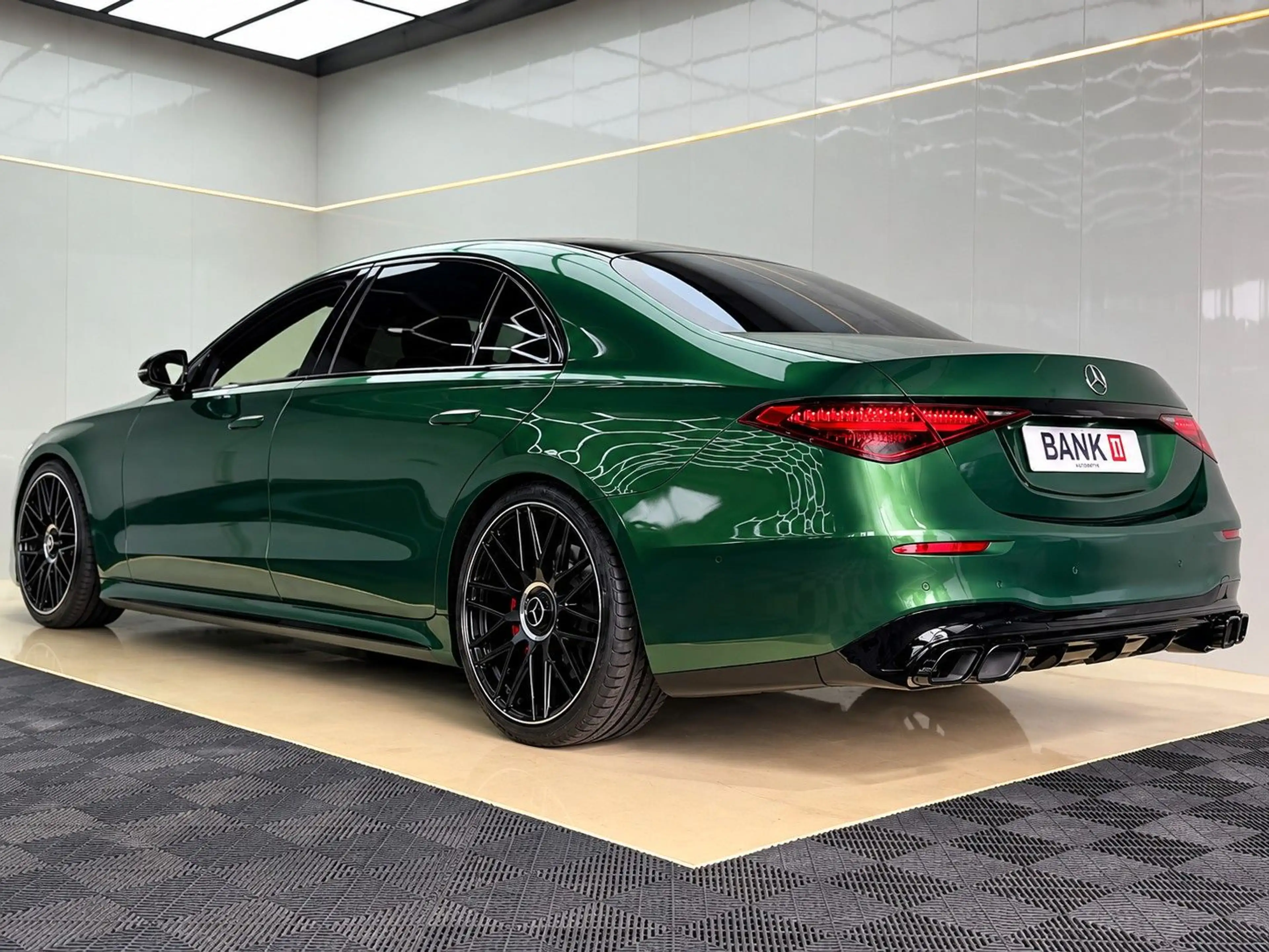 Mercedes-Benz S 400 d 4M L AMG 4-SEAT/FIRST-CLASS/DESIGNO/3xTV — photo 6
