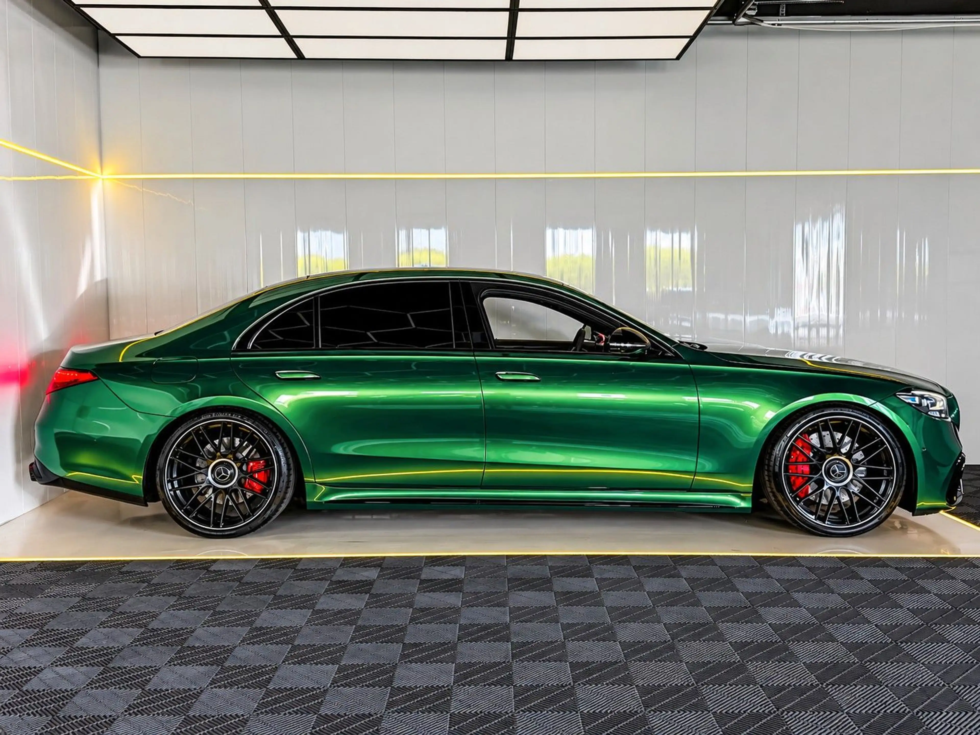 Mercedes-Benz S 400 d 4M L AMG 4-SEAT/FIRST-CLASS/DESIGNO/3xTV — photo 11