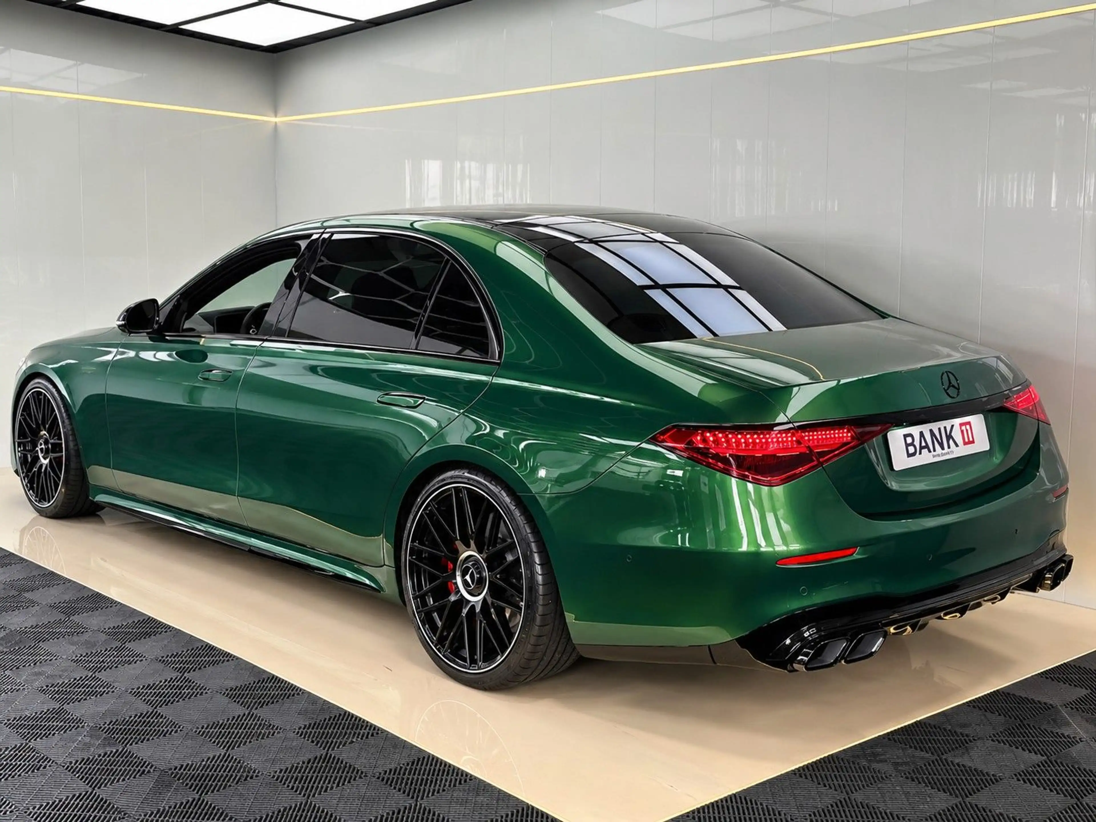 Mercedes-Benz S 400 d 4M L AMG 4-SEAT/FIRST-CLASS/DESIGNO/3xTV — photo 2