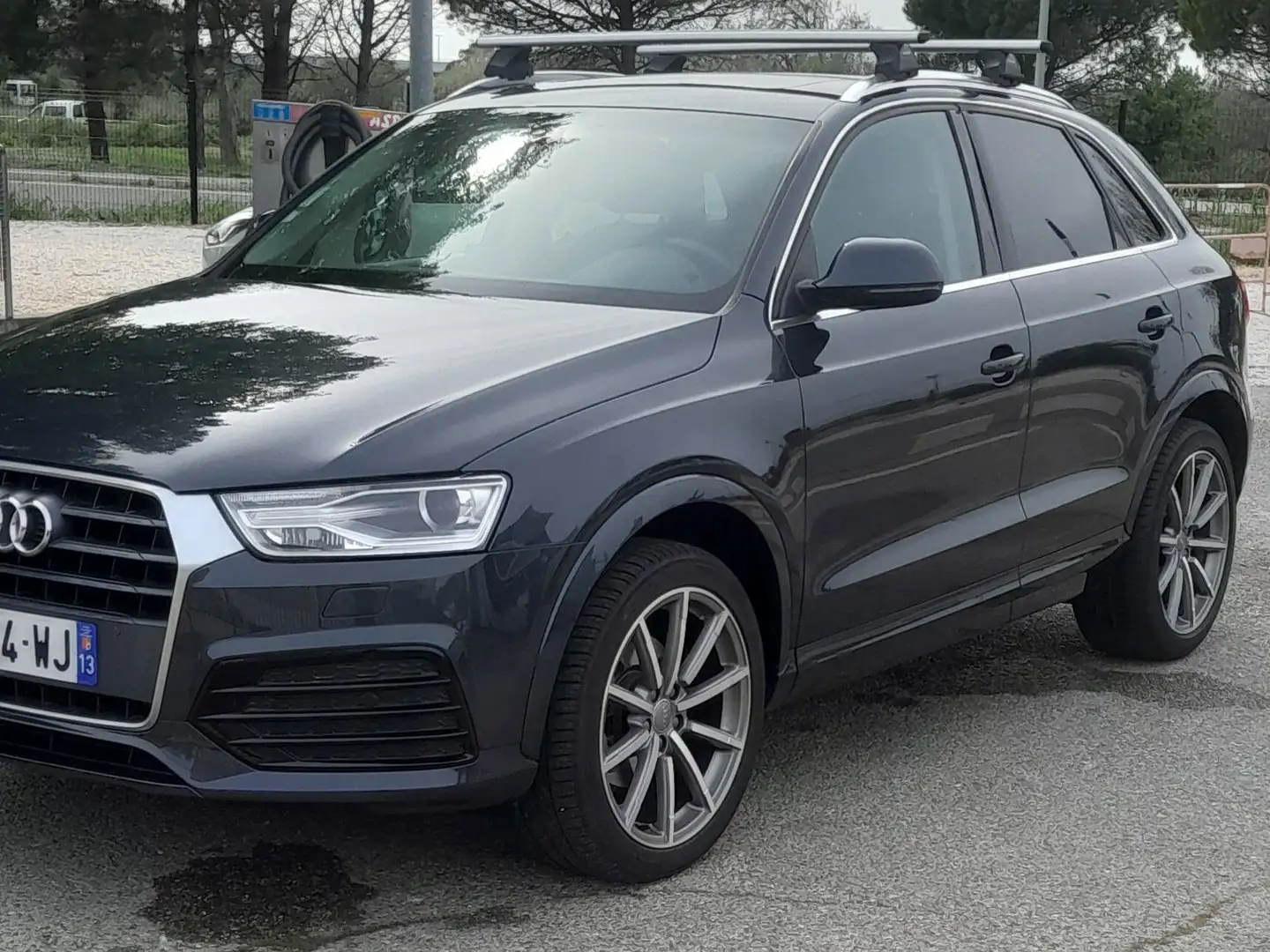 Audi Q3 Q3 2.0 TDI Ultra 150 ch Ambition Luxe Gris - 2