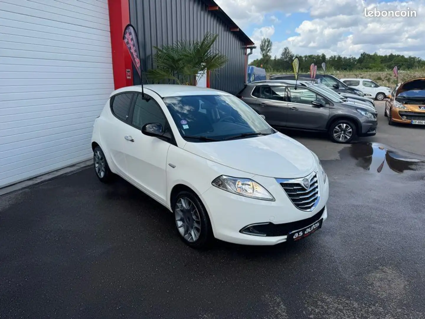Lancia Ypsilon 1.2 Stop&Start 69 cv citadine regulateur radar alc Blanco - 2