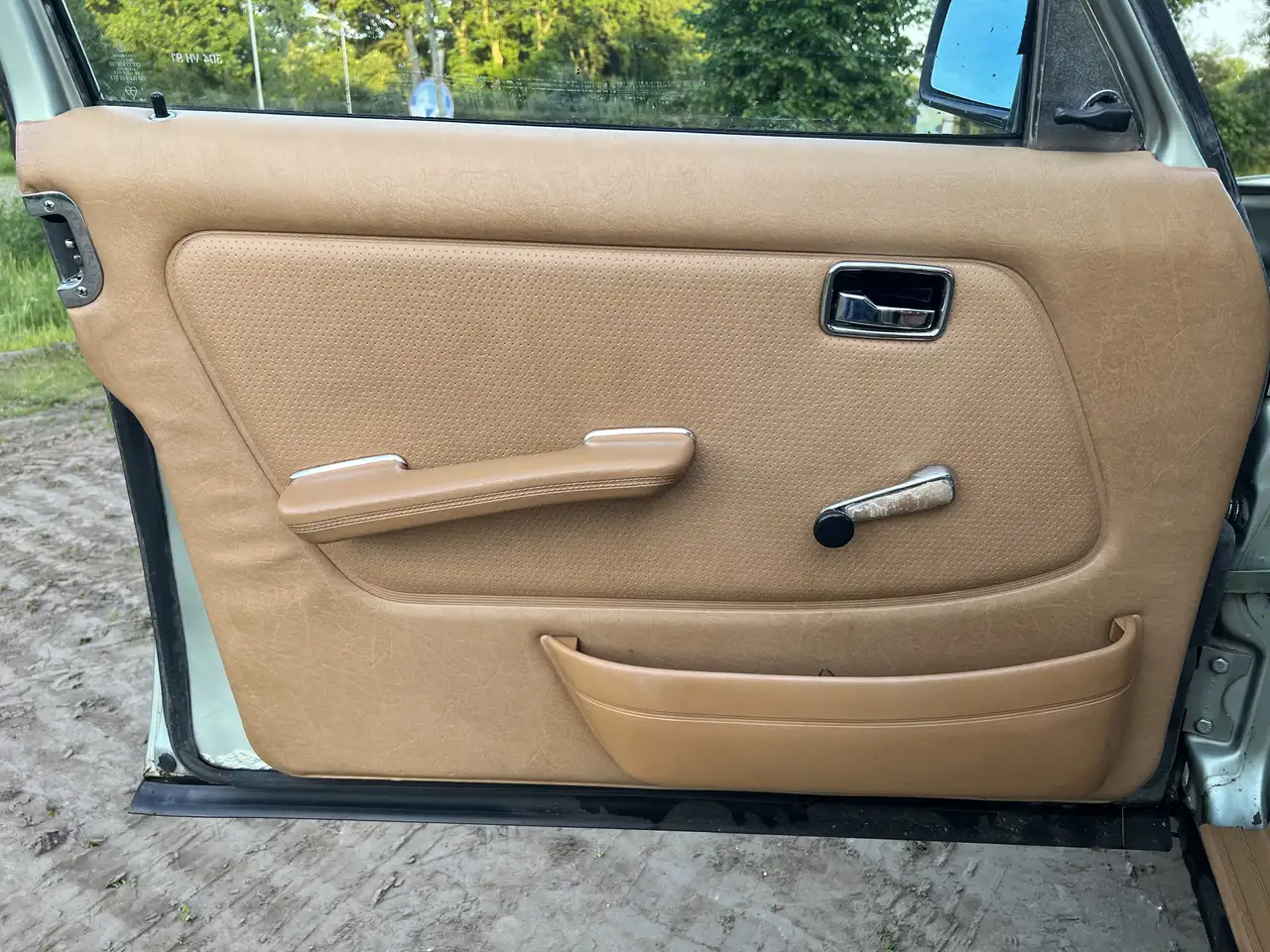 Mercedes-Benz 200 W123, foto 7