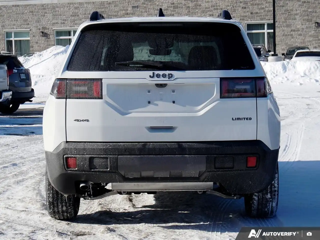 Jeep Cherokee снимка Jeep Cherokee