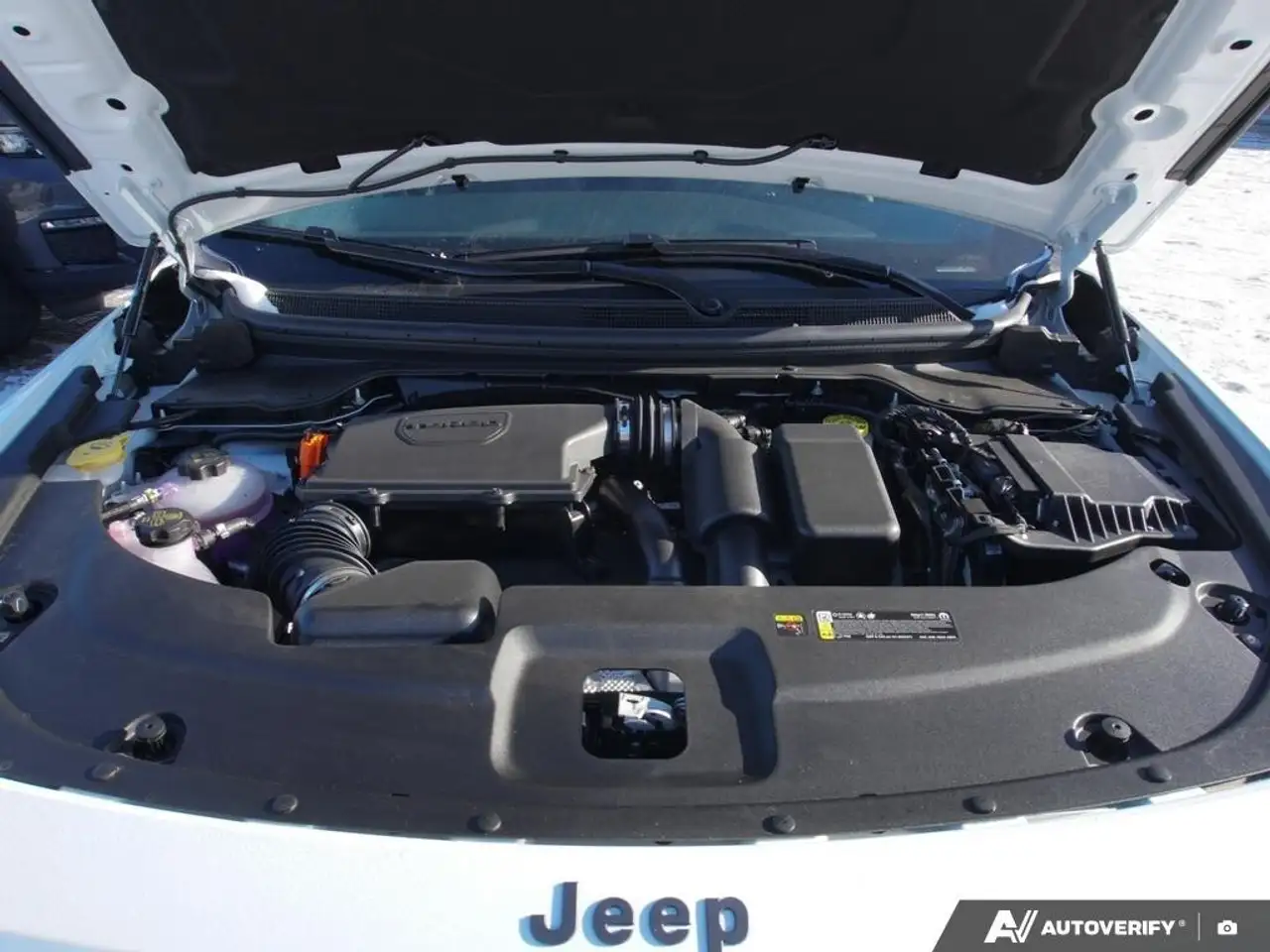 Jeep Cherokee снимка Jeep Cherokee