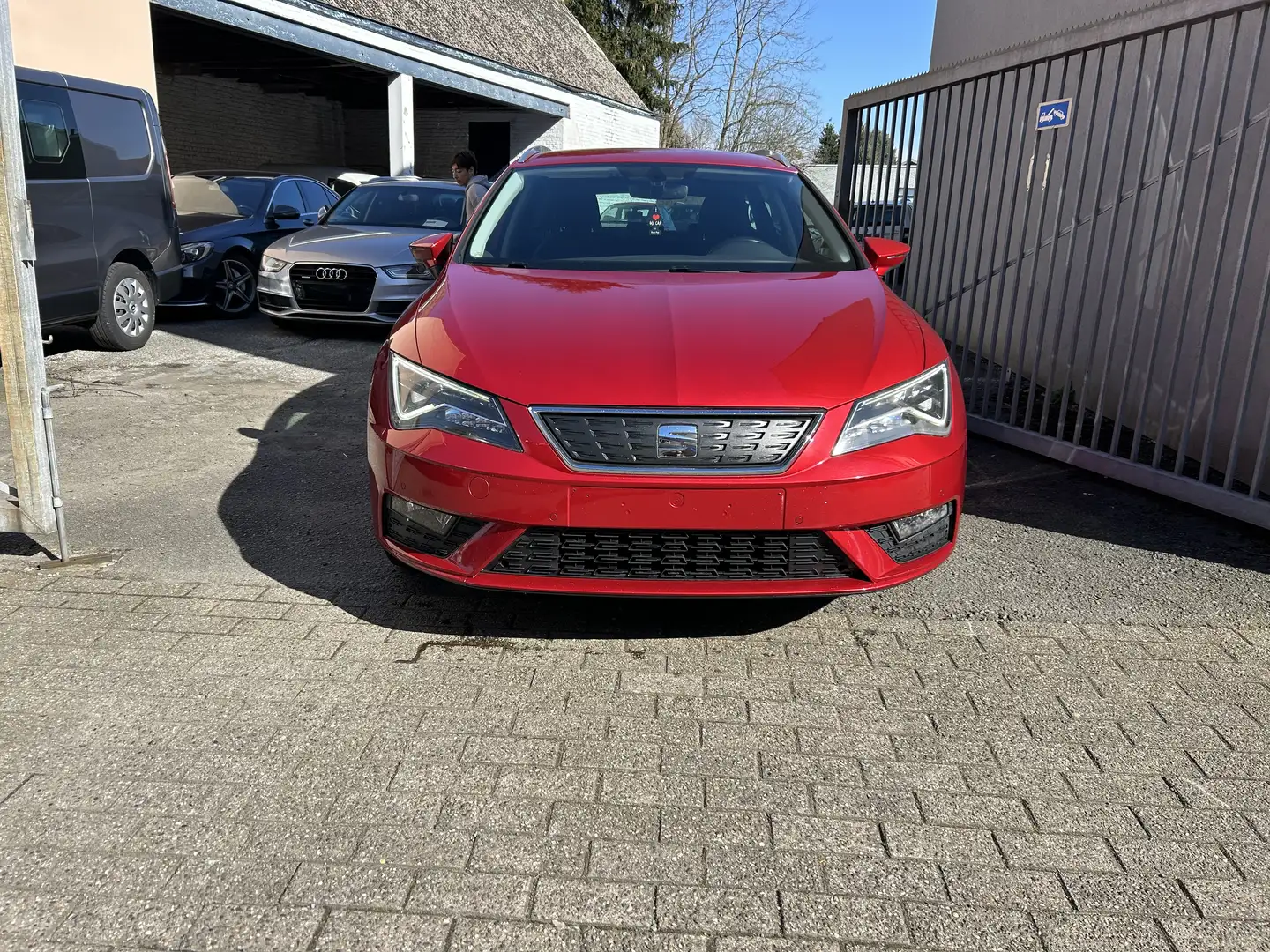 SEAT Leon Leon ST 1.0 TSI  Style DSG 12 MOIS DE GARANTIE Brun - 2