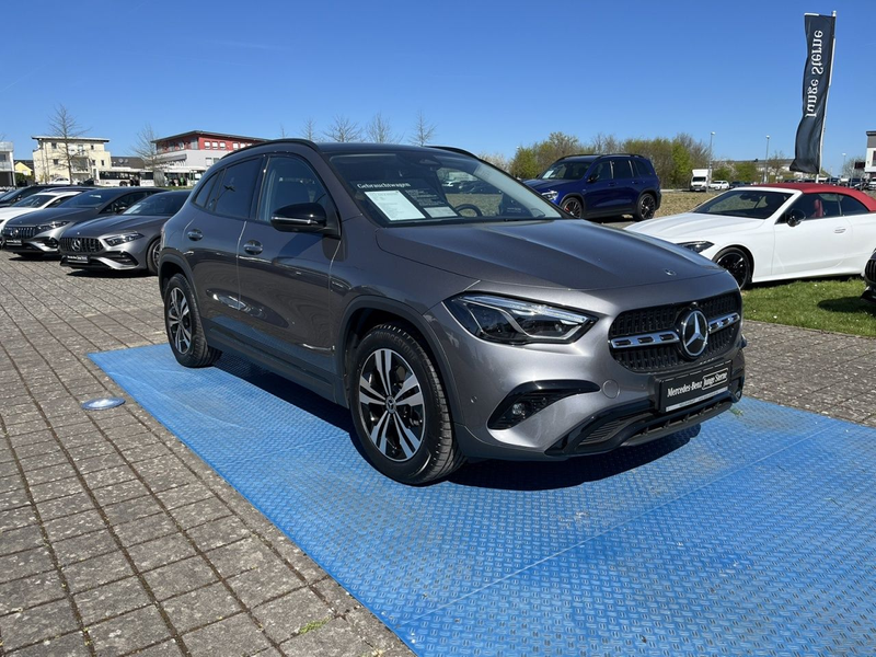 Mercedes-Benz GLA 220 d 4M BURM+NIGHT+PROGRESSIVE+MULTIBEAM — photo 4