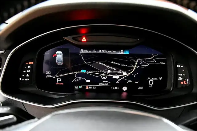 Audi A6 view 11