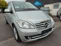 Mercedes-Benz A 180 Autotronic Elegance Parkassistent 70tkm Silber - thumbnail 2