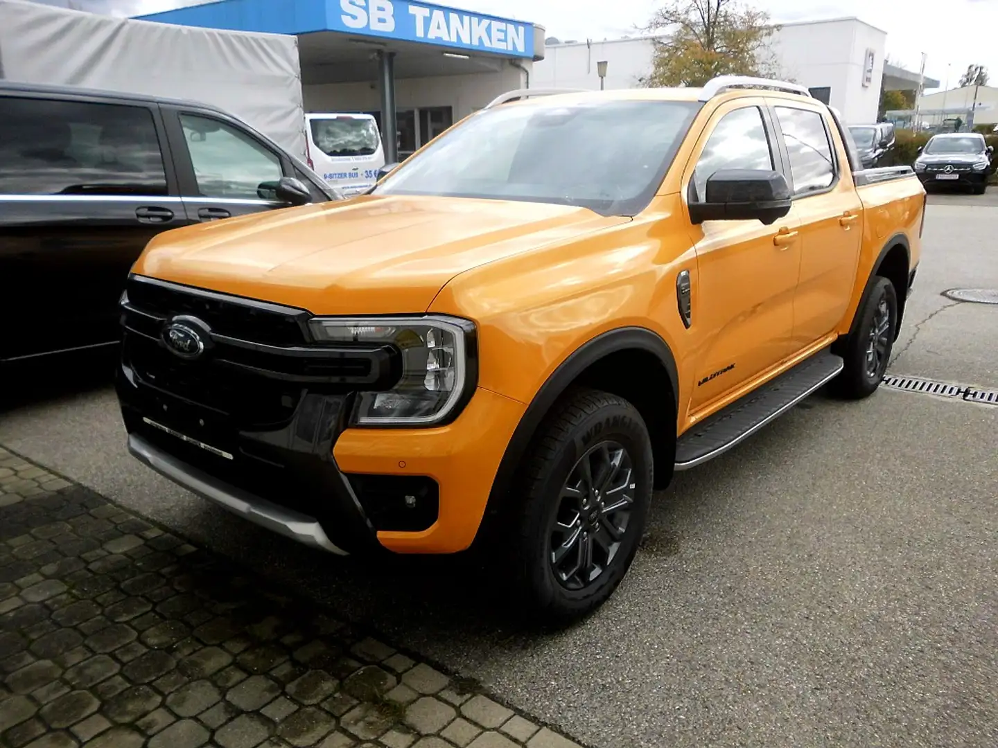 Ford Ranger DoKa Wildtrak Laderaumrollo Arancione - 1