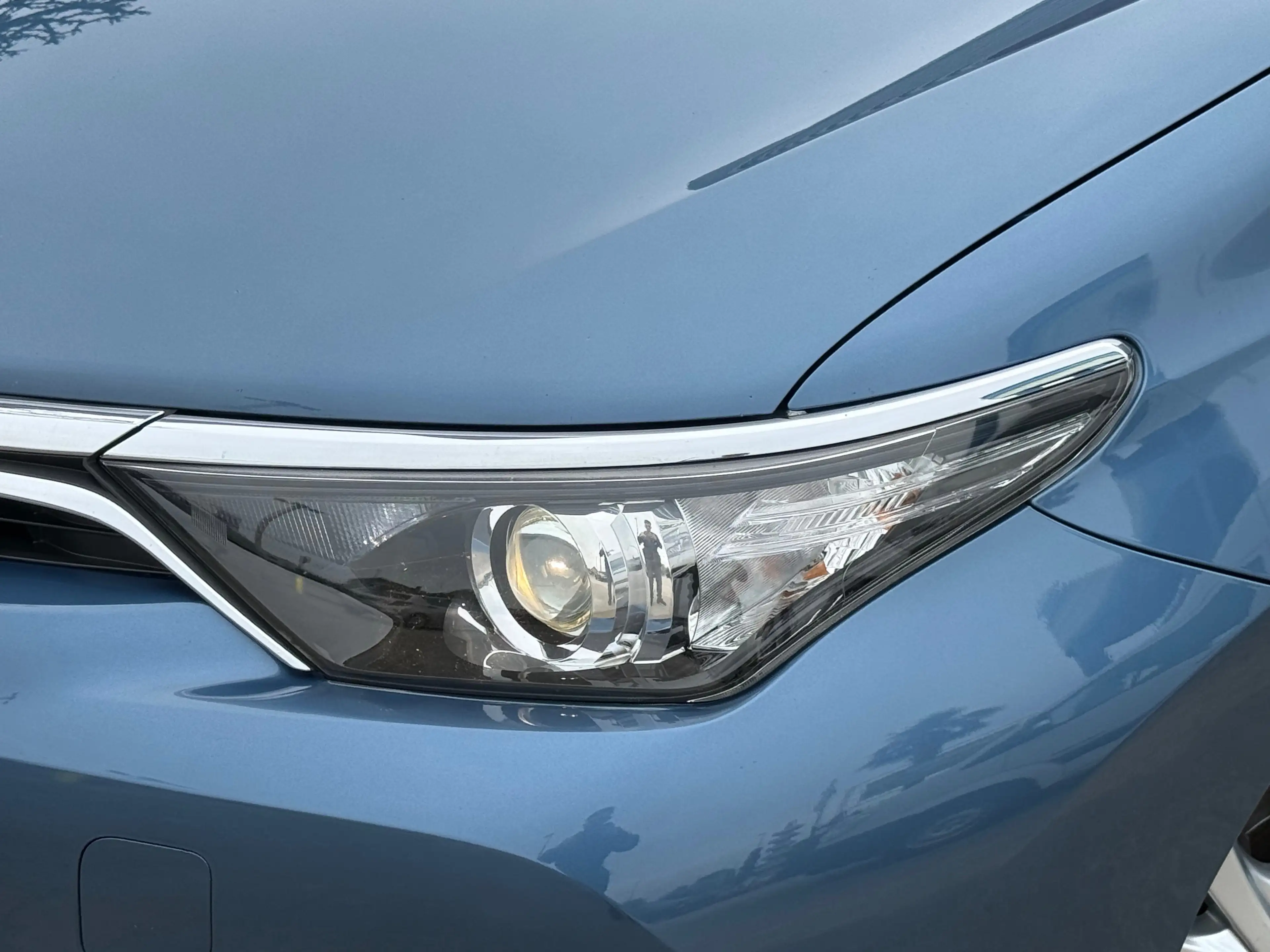 Toyota Auris Auris SW HEV 1.8i HSD Lounge E-CVT — photo 7