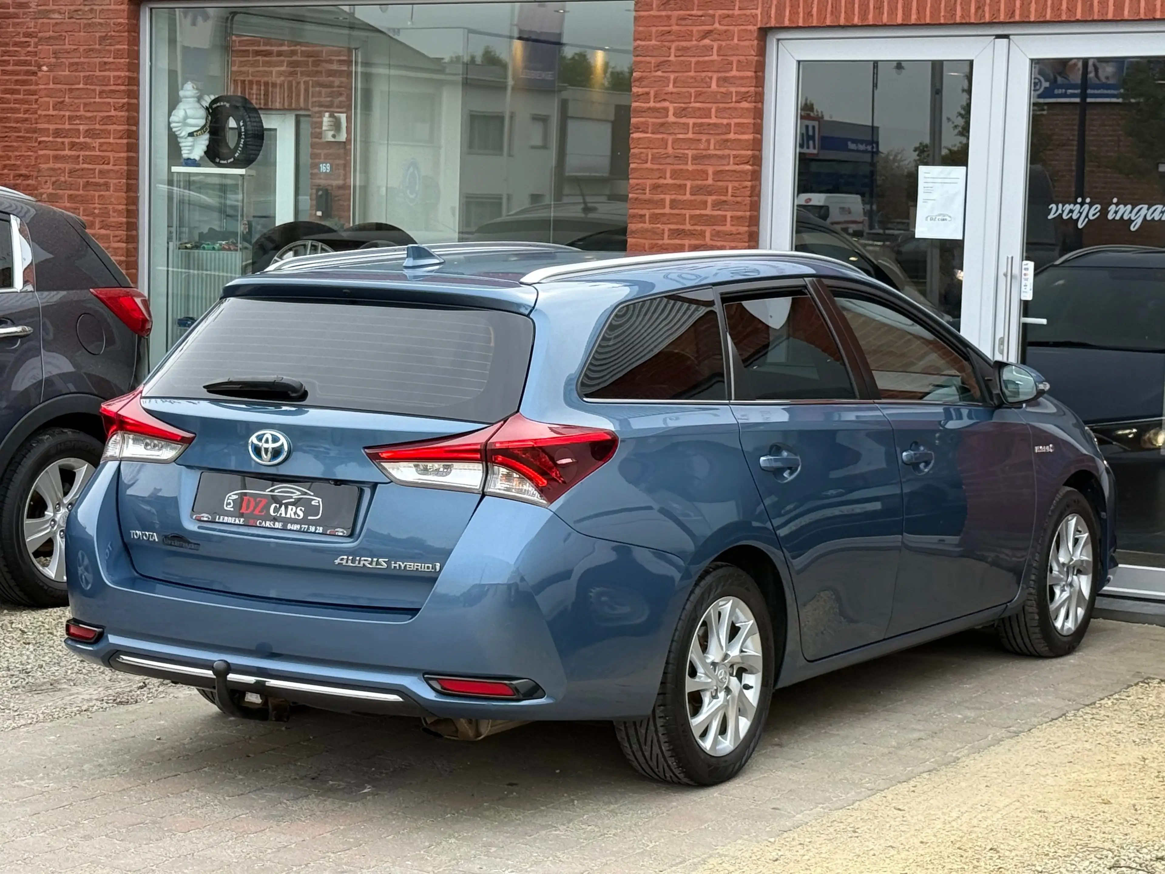 Toyota Auris Auris SW HEV 1.8i HSD Lounge E-CVT — photo 15