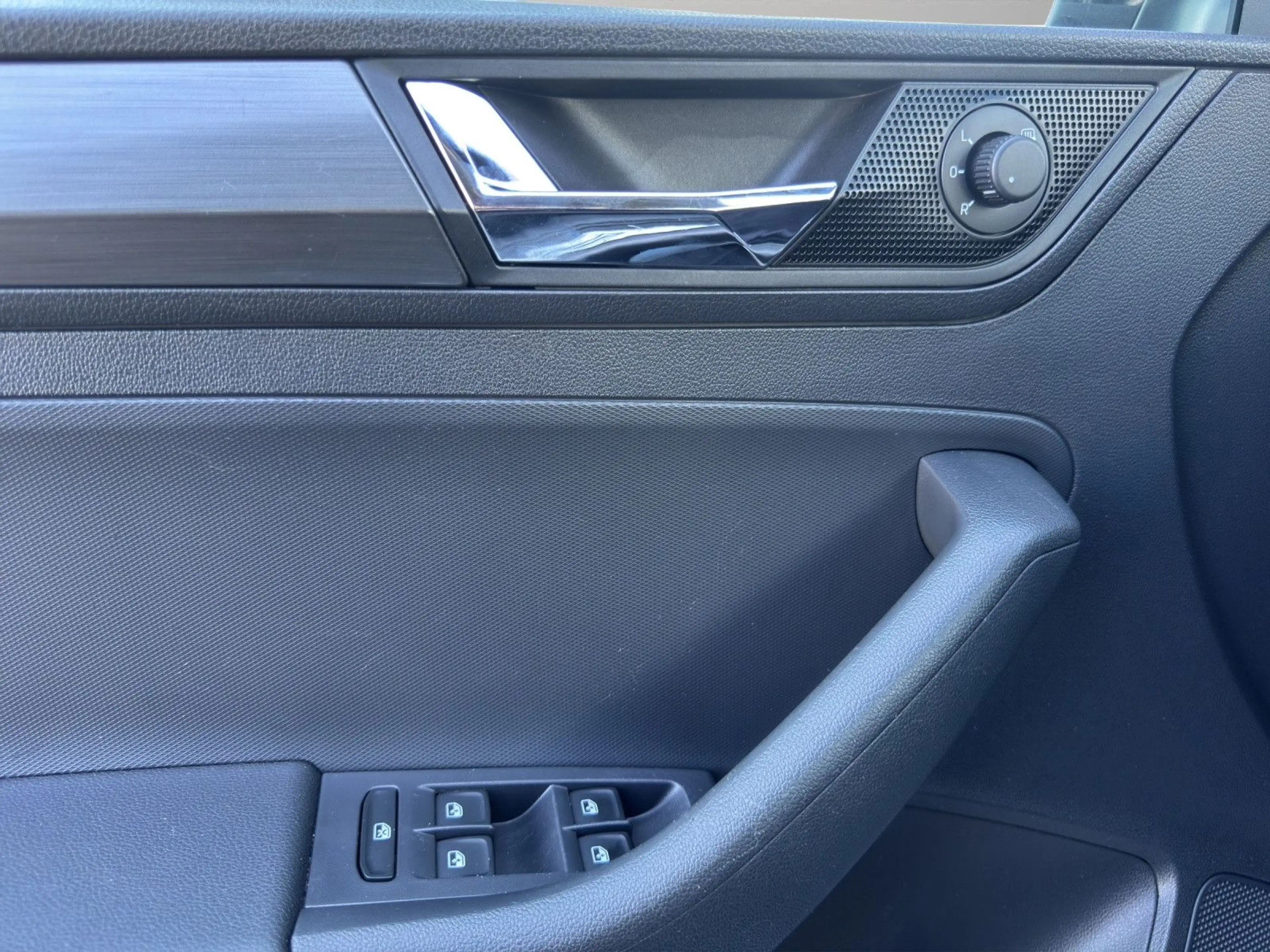 Skoda Rapid/Spaceback Spaceback Clever*Xenon*aus 1.Hand* — photo 10