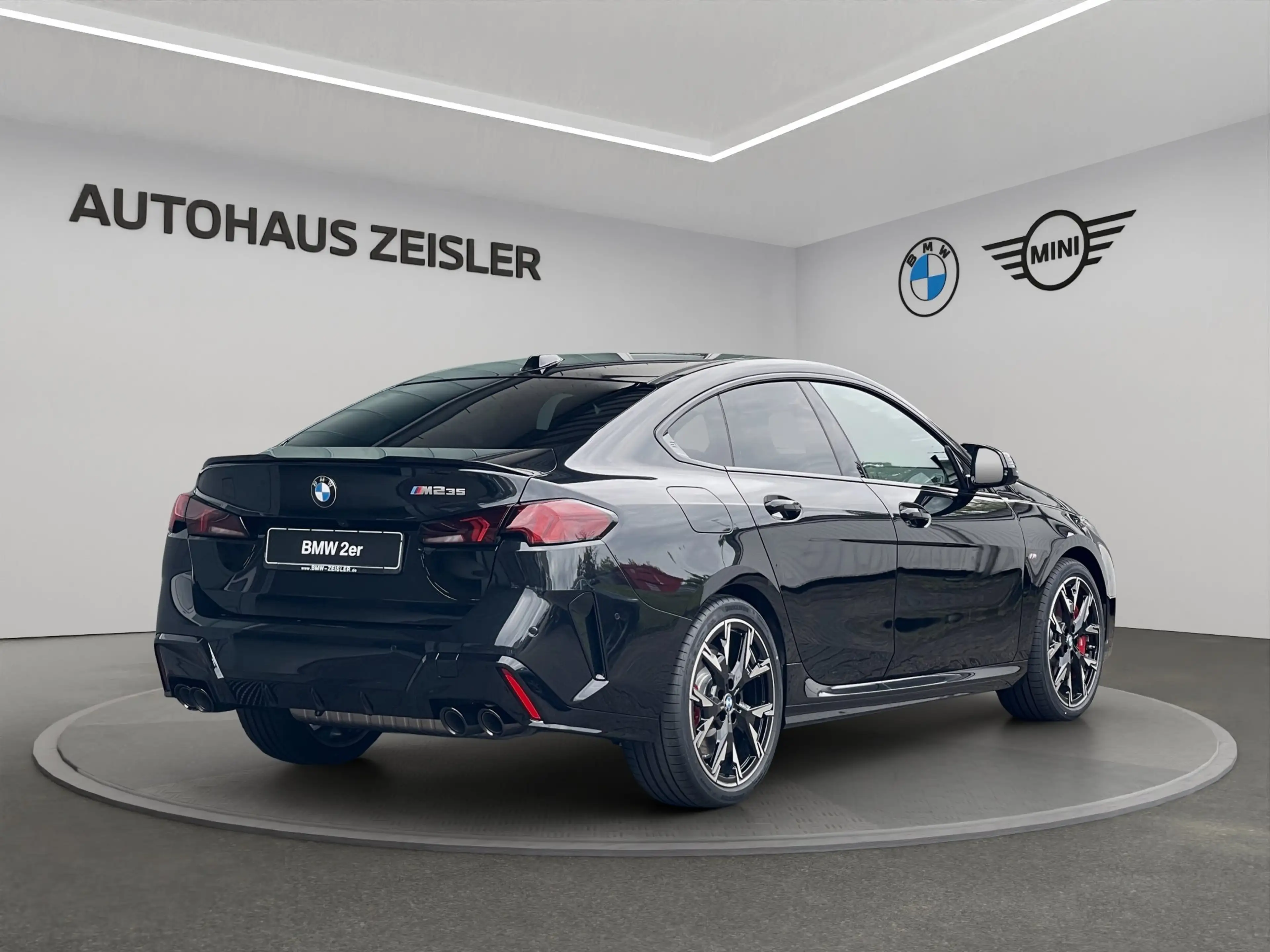 BMW 235 M235i — photo 2