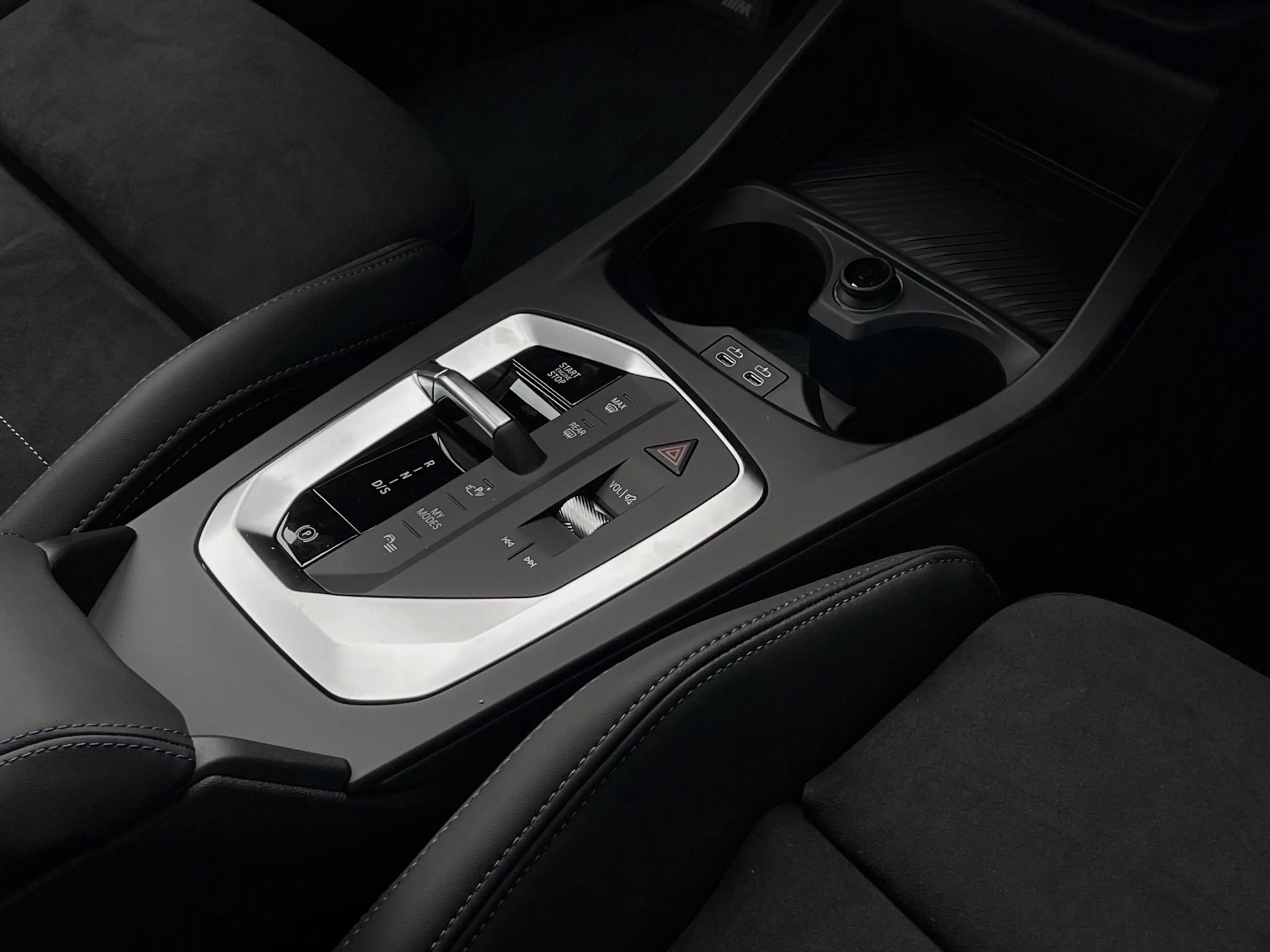 BMW 235 M235i — photo 10