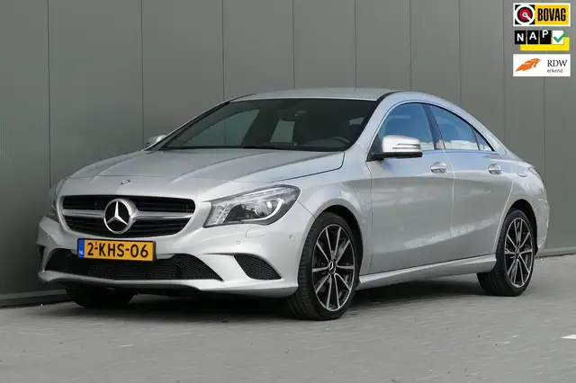 Mercedes-Benz CLA 200 Prestige Stoelverwarming Sportstoelen Cruise